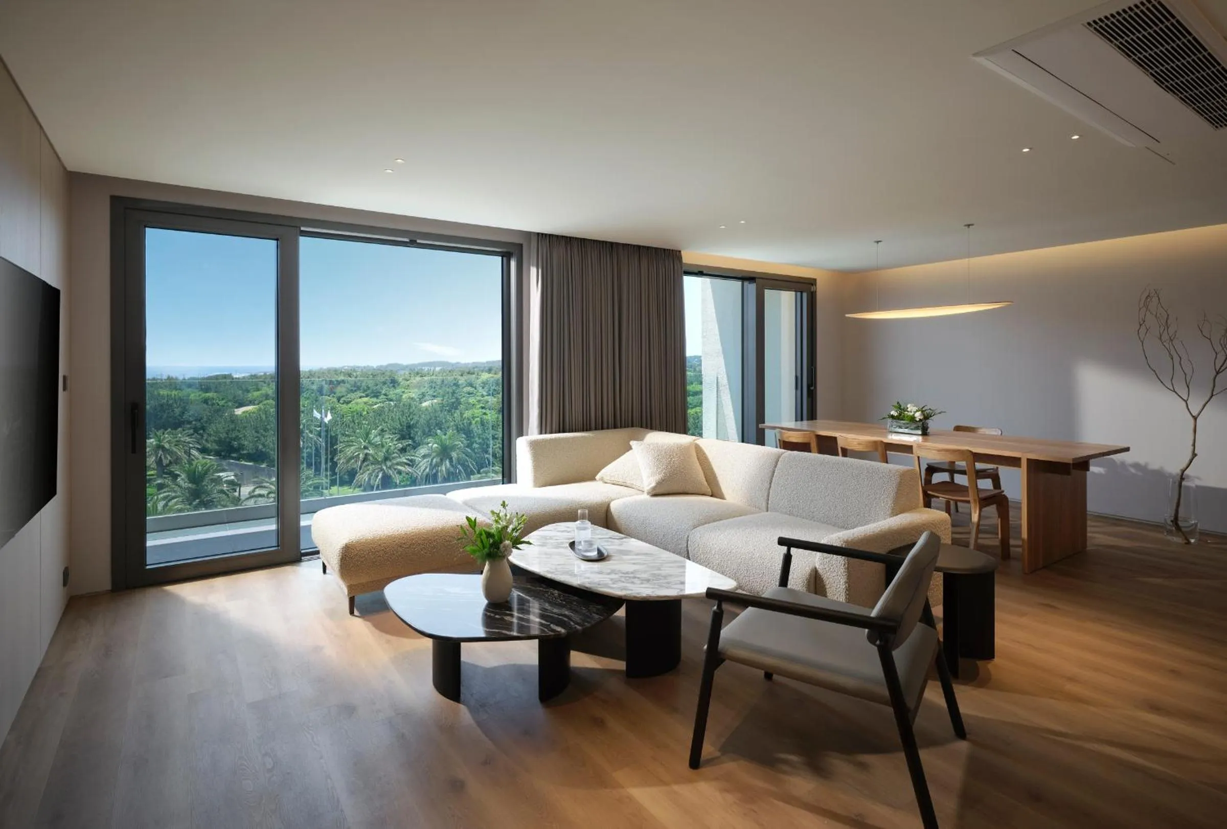 Living room in Haevichi Hotel & Resort Jeju