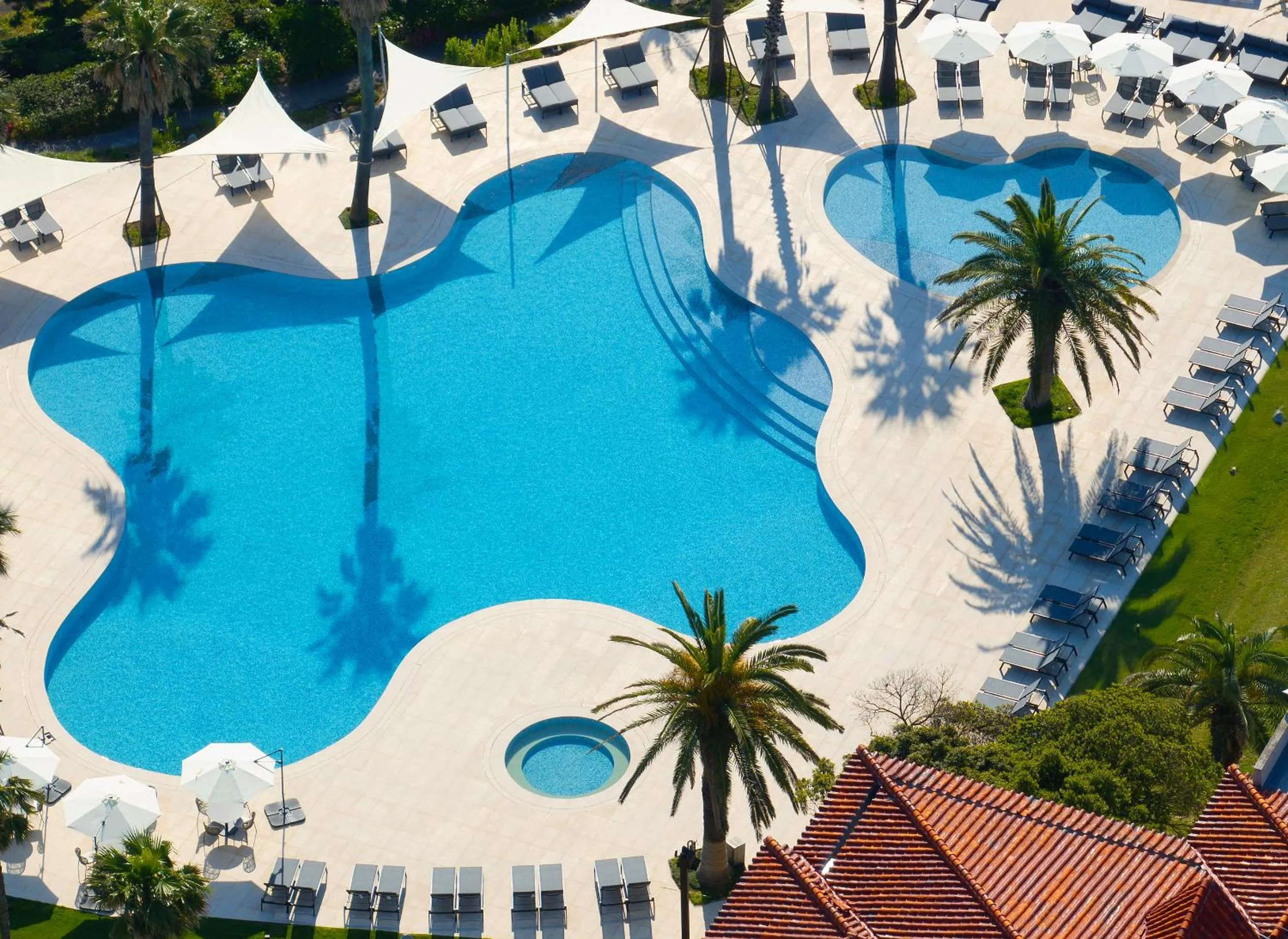Pool view in Haevichi Hotel & Resort Jeju
