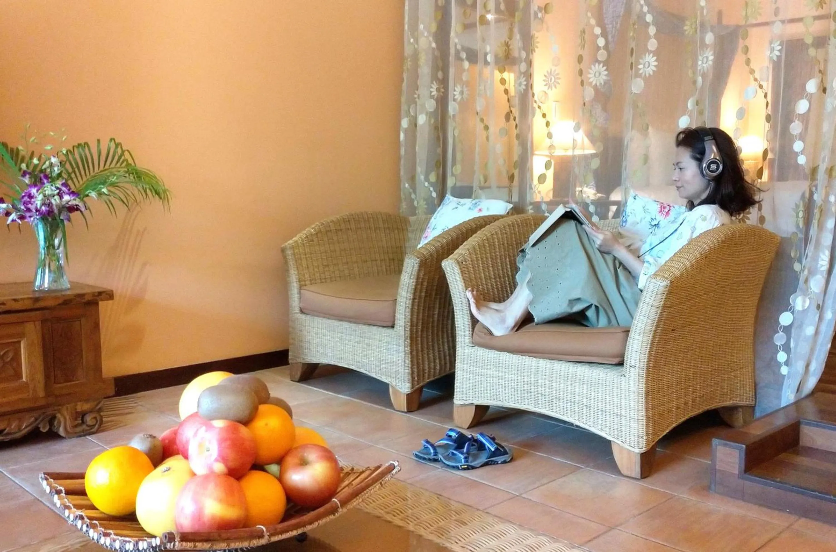 People in Howard Villa