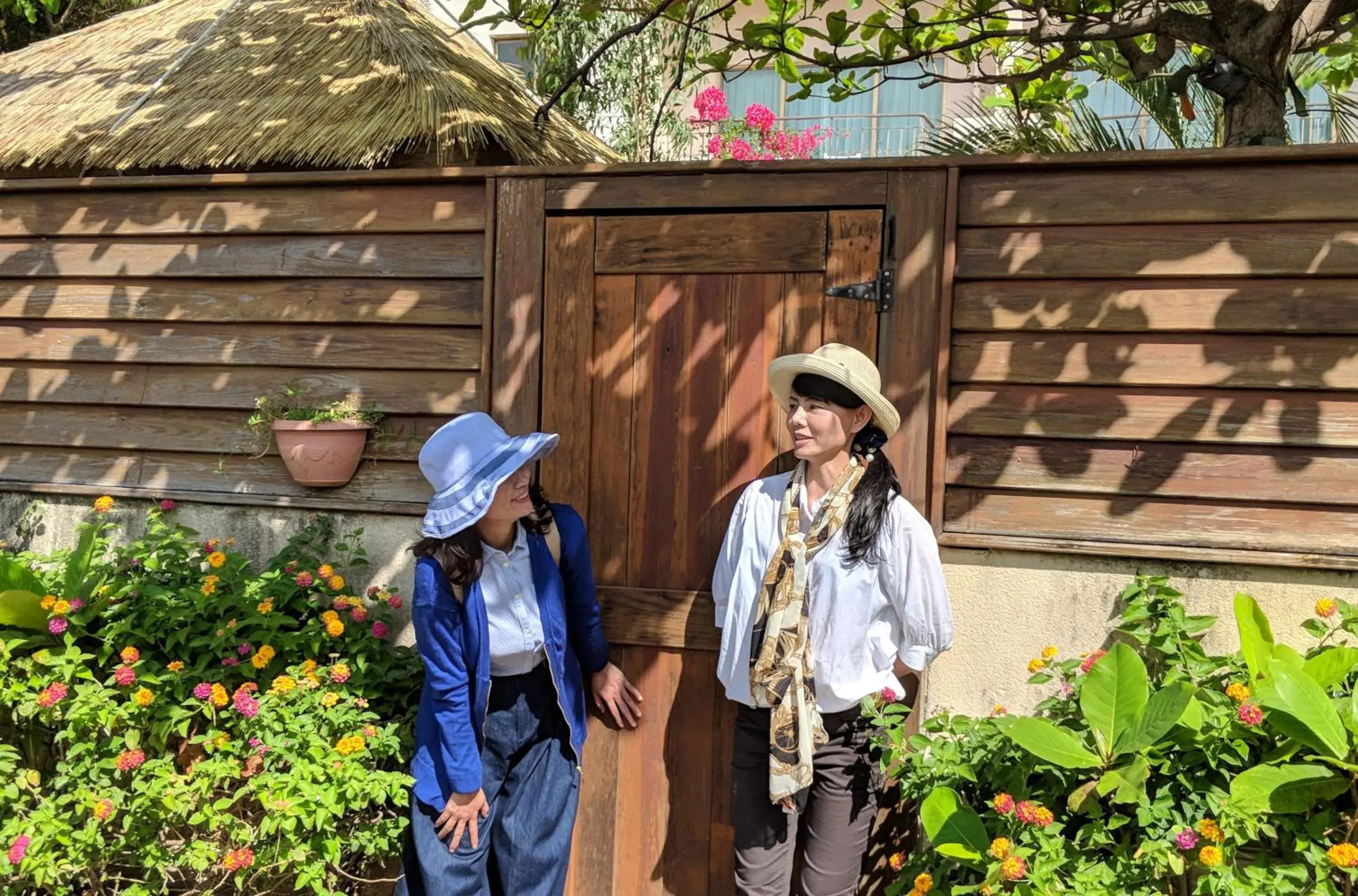 Property building in Howard Villa Property building in Howard Villa