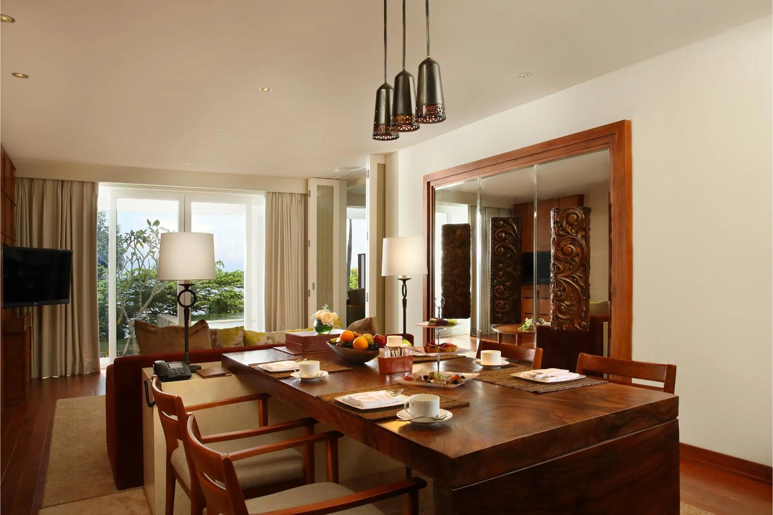 Dining area in Samabe Bali Suites & Villas