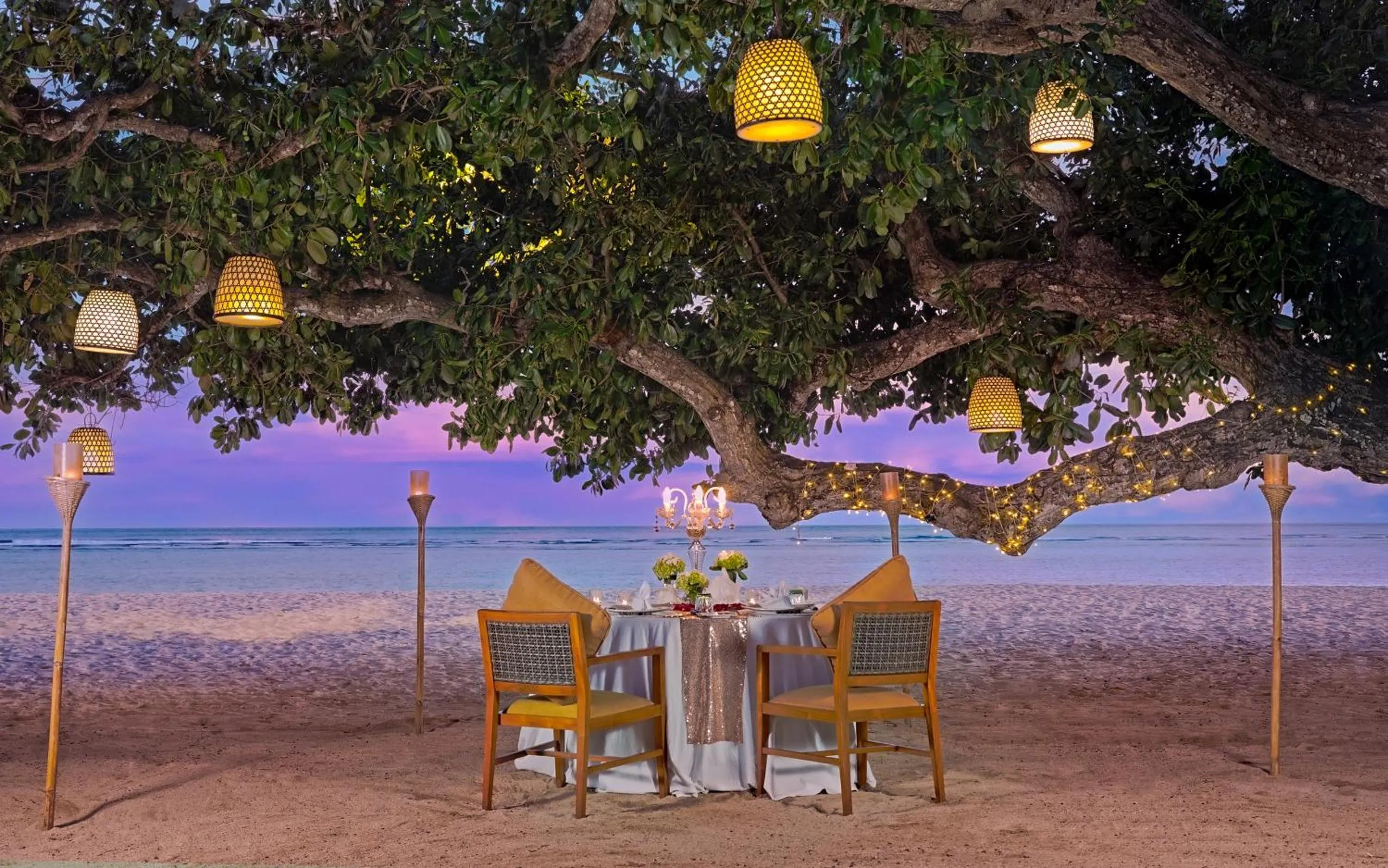 Dining area in Samabe Bali Suites & Villas