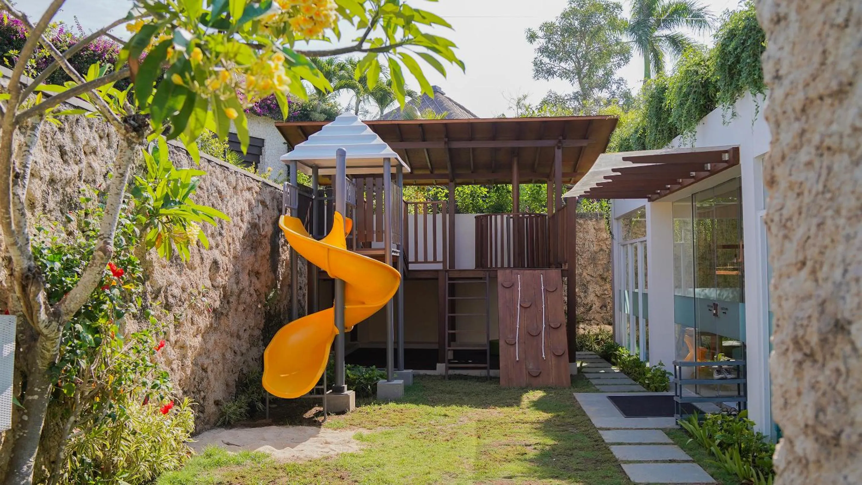 Kids's club in Samabe Bali Suites & Villas