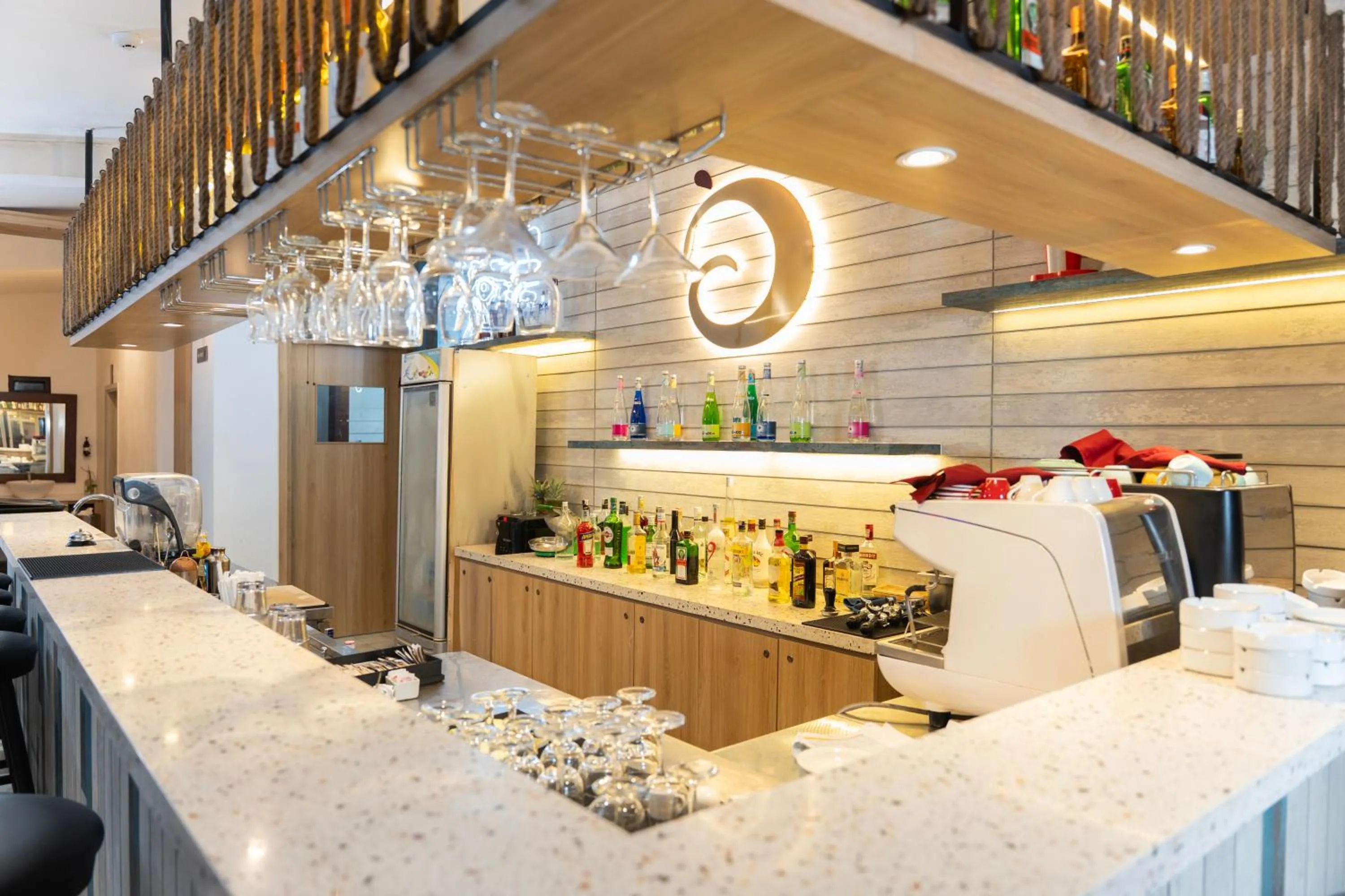 Restaurant/places to eat in Jambuluwuk Oceano Gili Trawangan