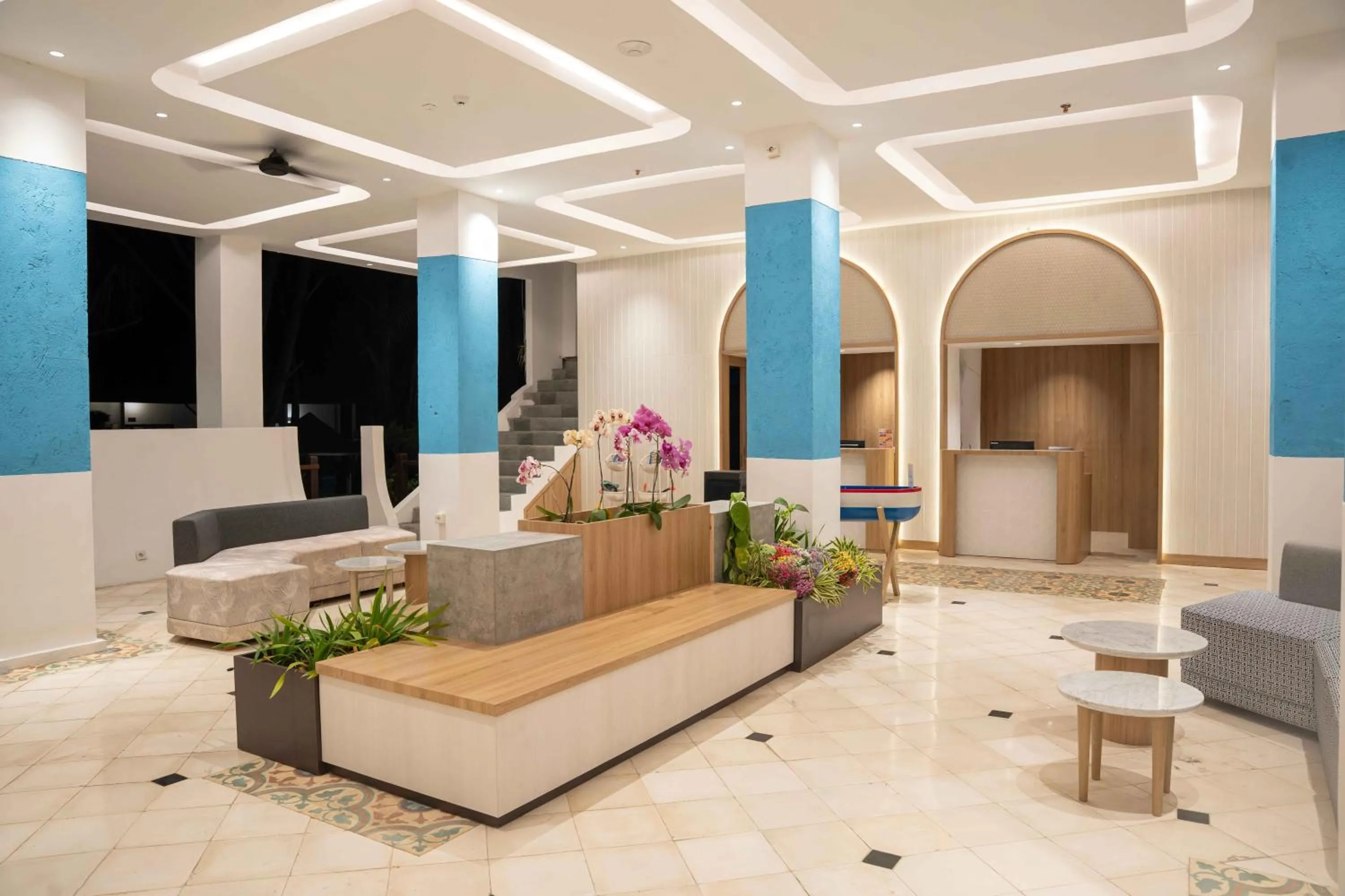 Lobby or reception in Jambuluwuk Oceano Gili Trawangan