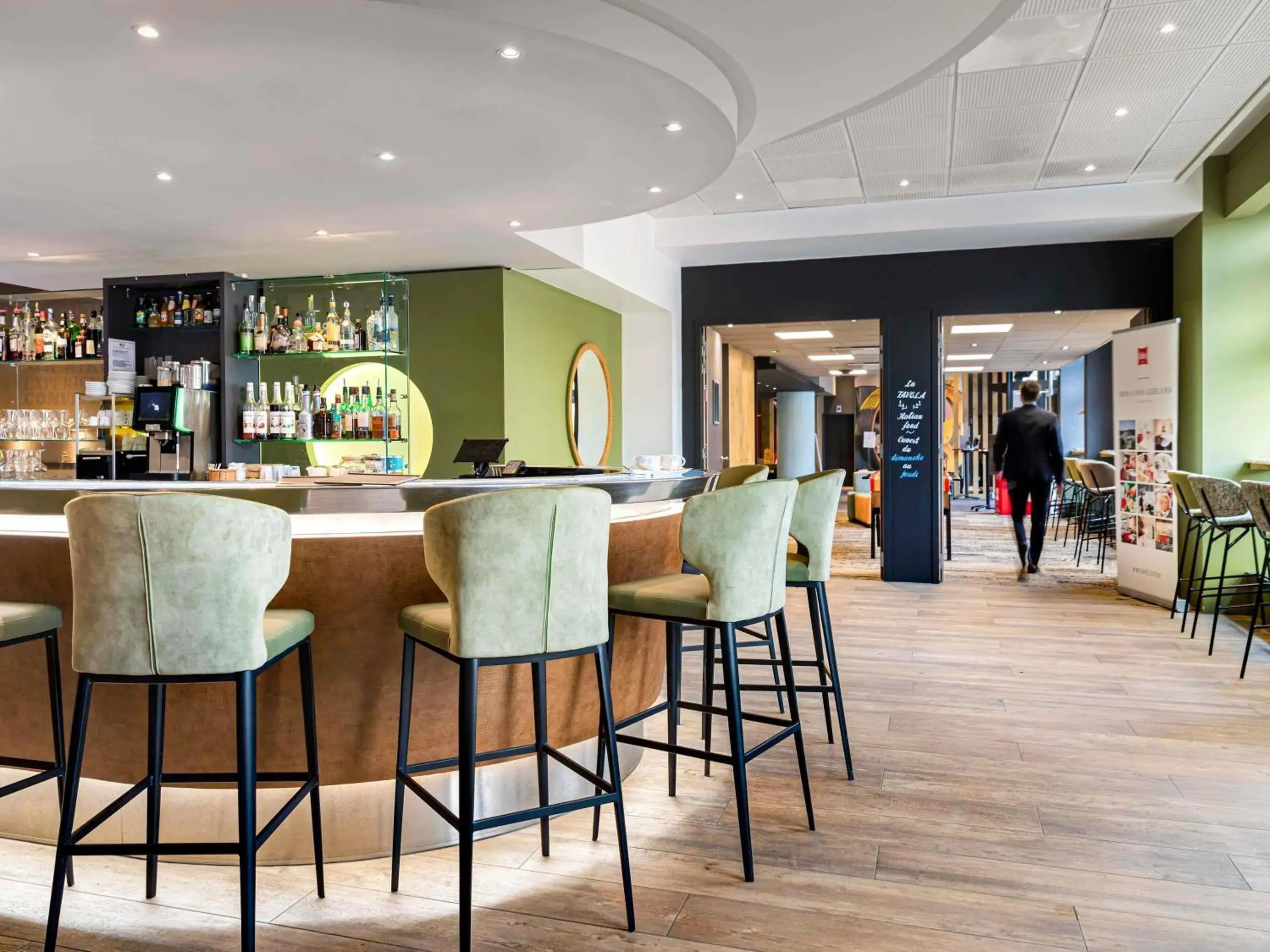 Property building in Novotel Lyon Gerland Musée des Confluences Property building in Novotel Lyon Gerland Musée des Confluences