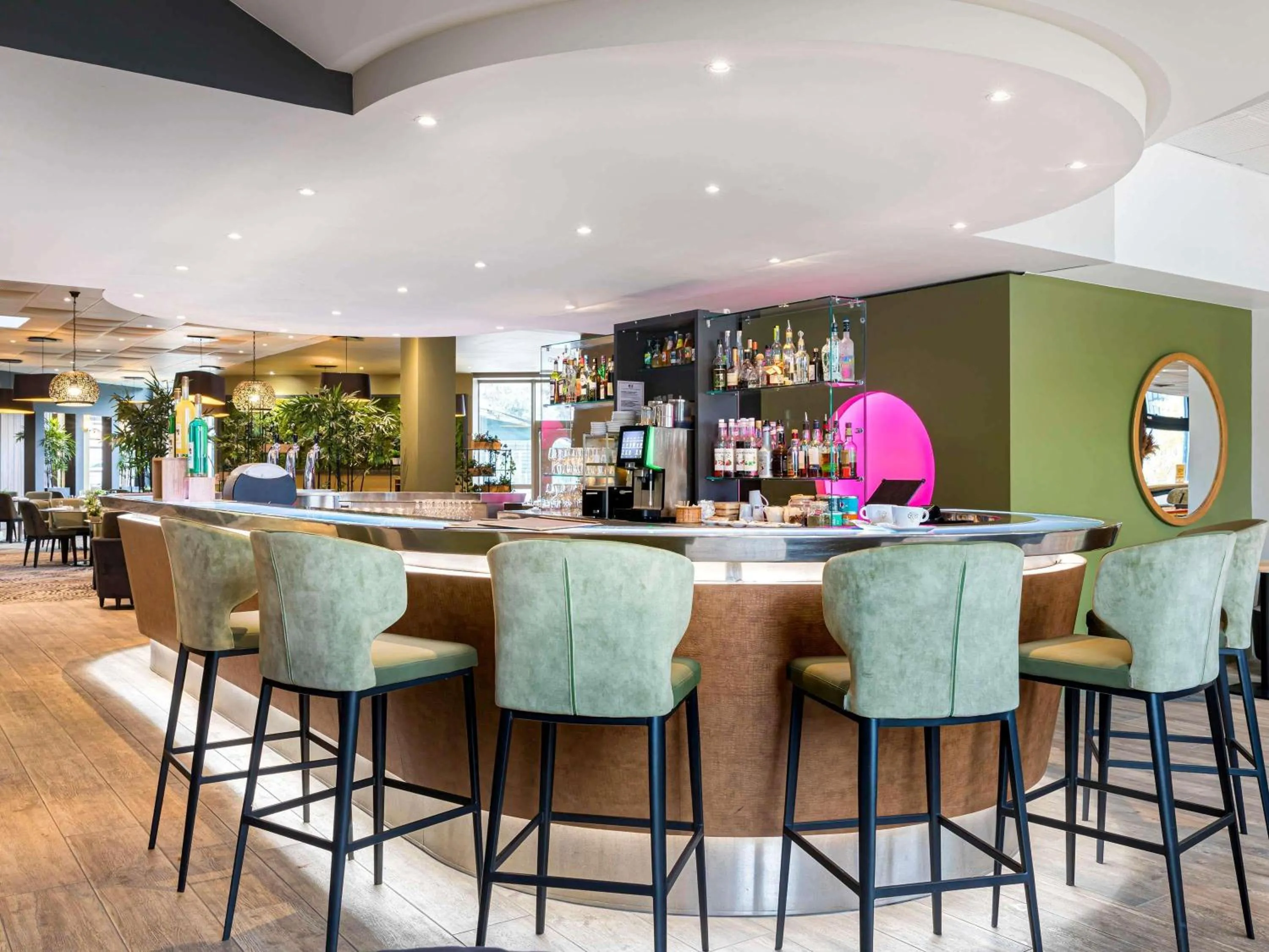 Restaurant/places to eat in Novotel Lyon Gerland Musée des Confluences