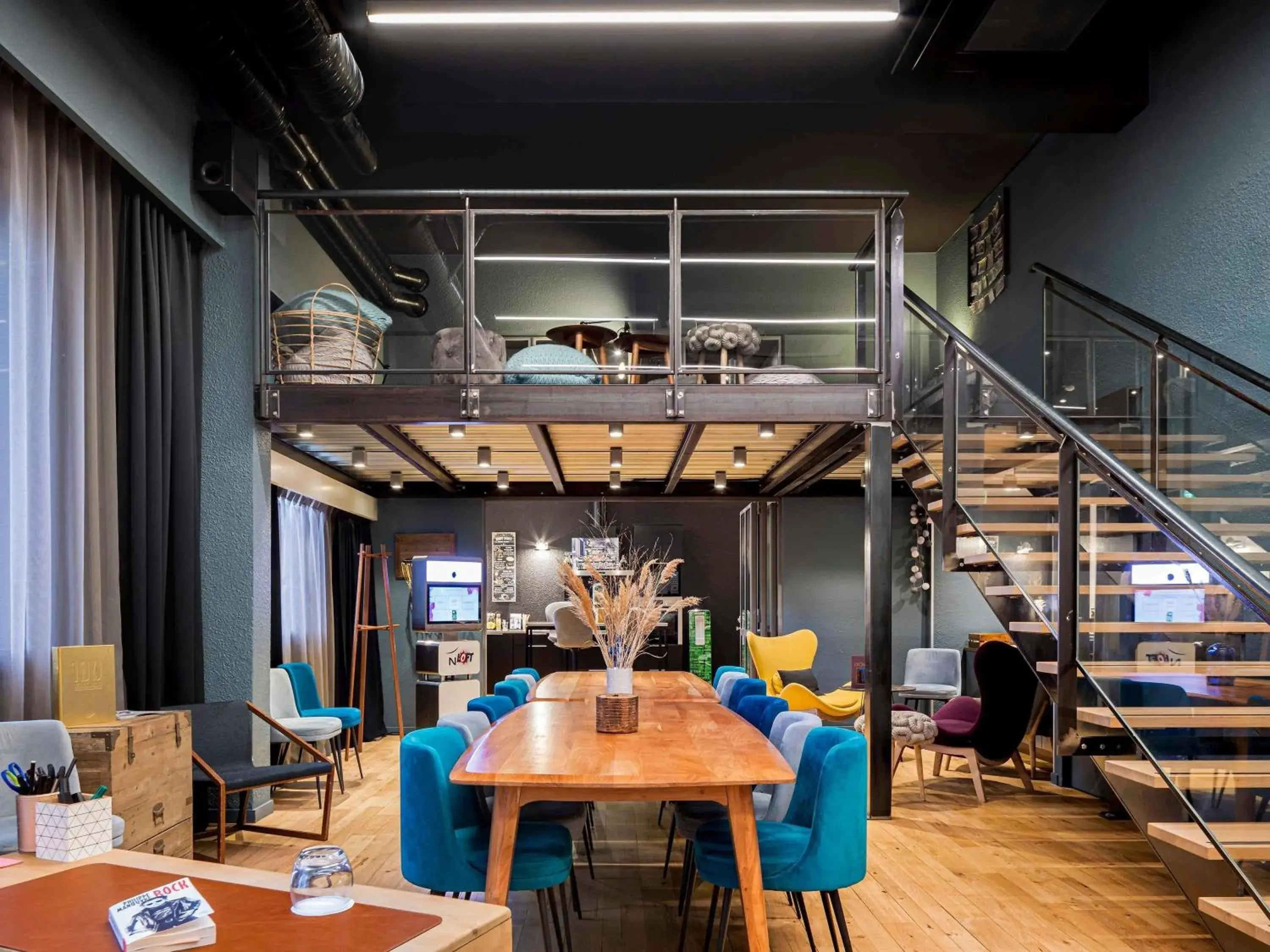 Property building in Novotel Lyon Gerland Musée des Confluences Property building in Novotel Lyon Gerland Musée des Confluences