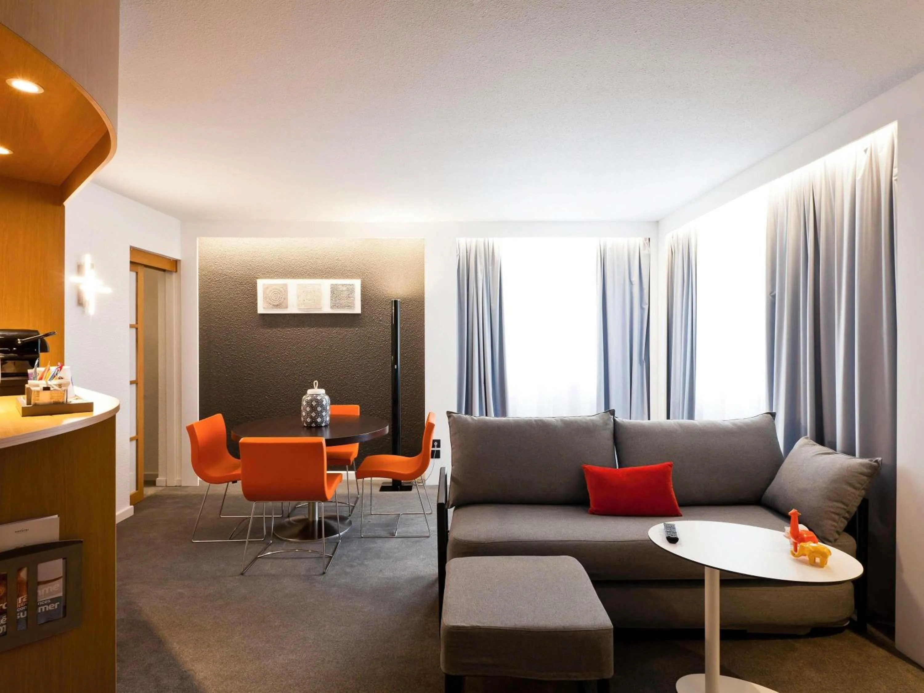 Bedroom in Novotel Lyon Gerland Musée des Confluences