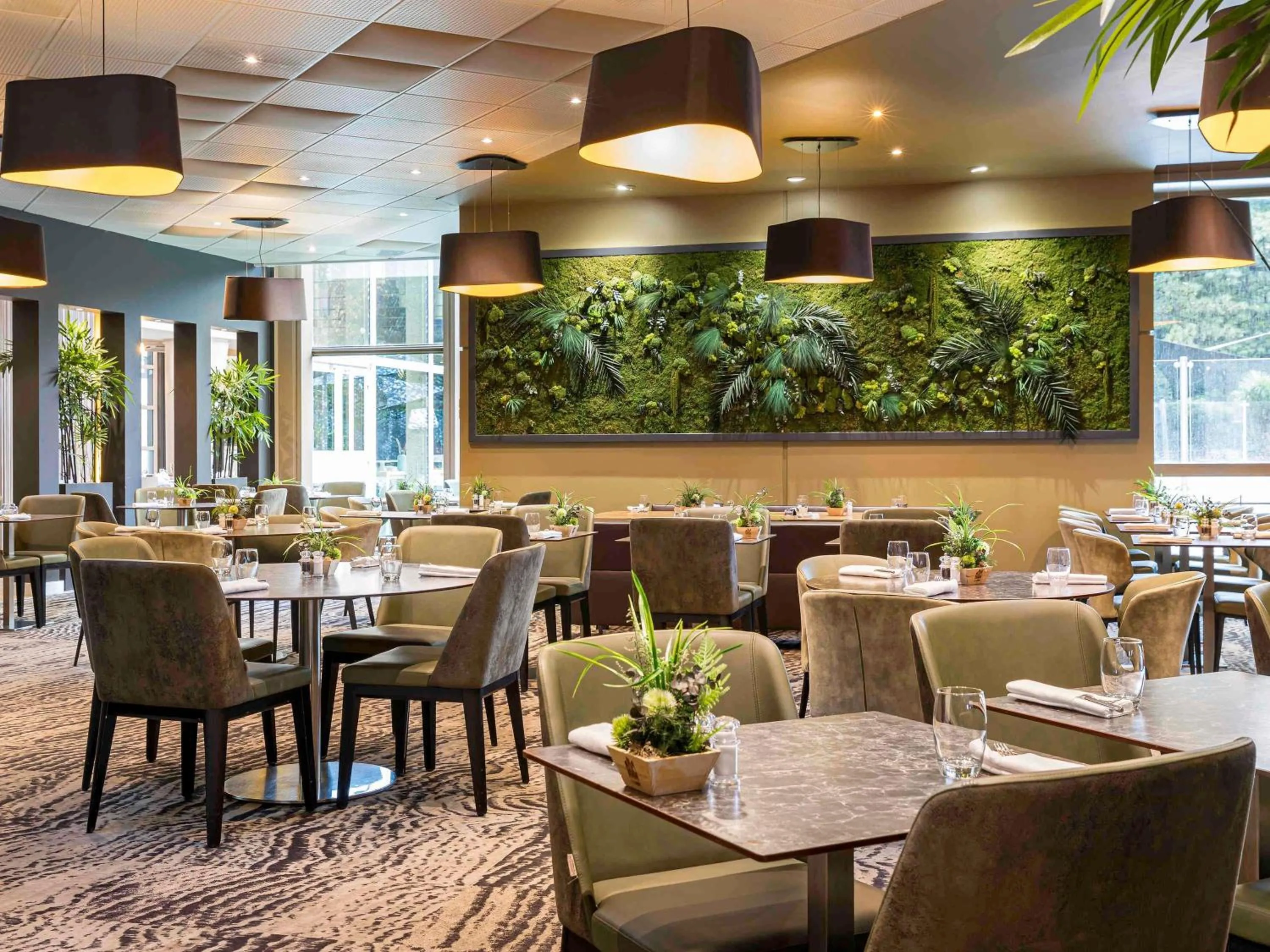 Restaurant/places to eat in Novotel Lyon Gerland Musée des Confluences