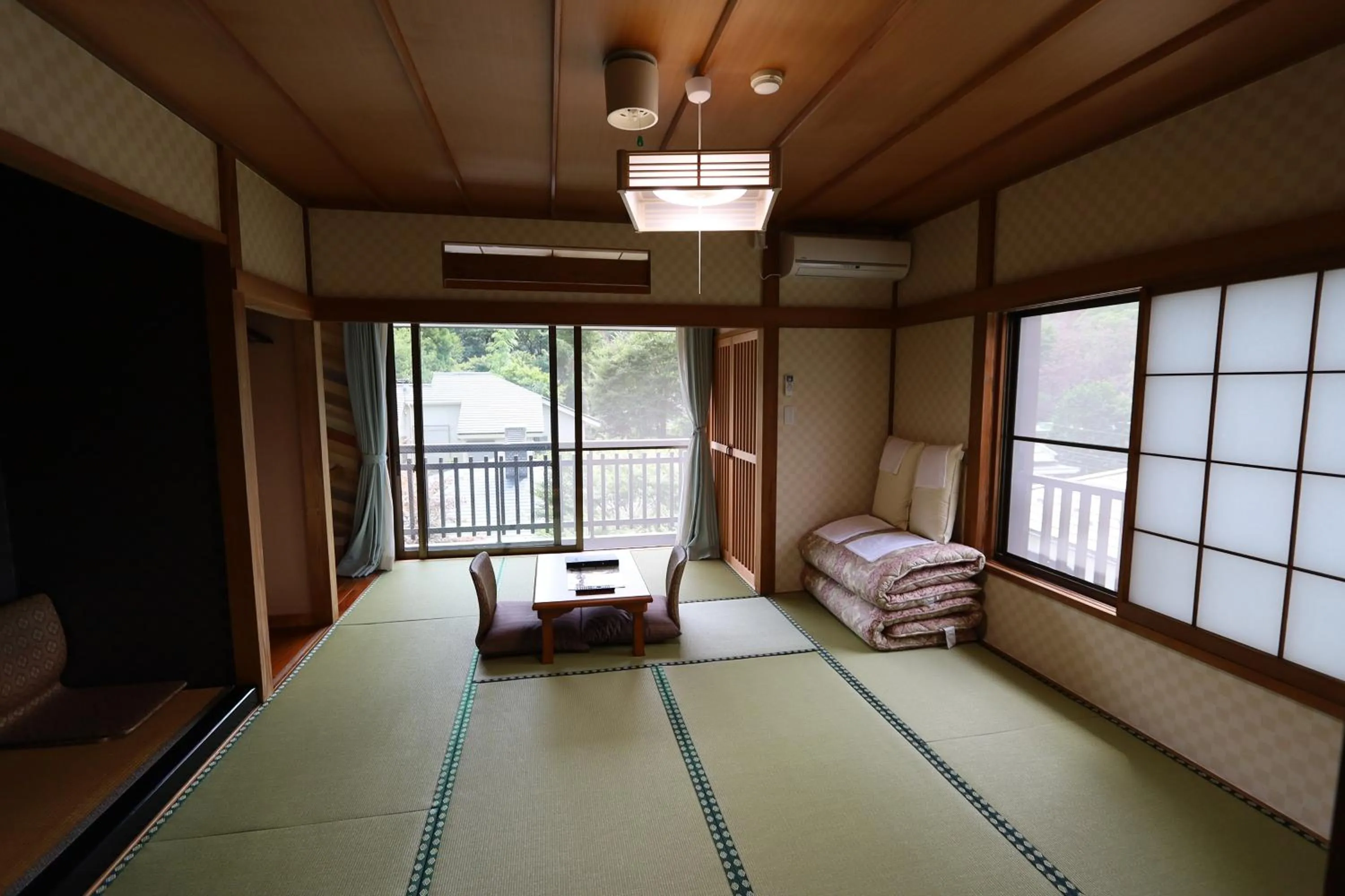 Bed in Onsen & Garden -Asante Inn-