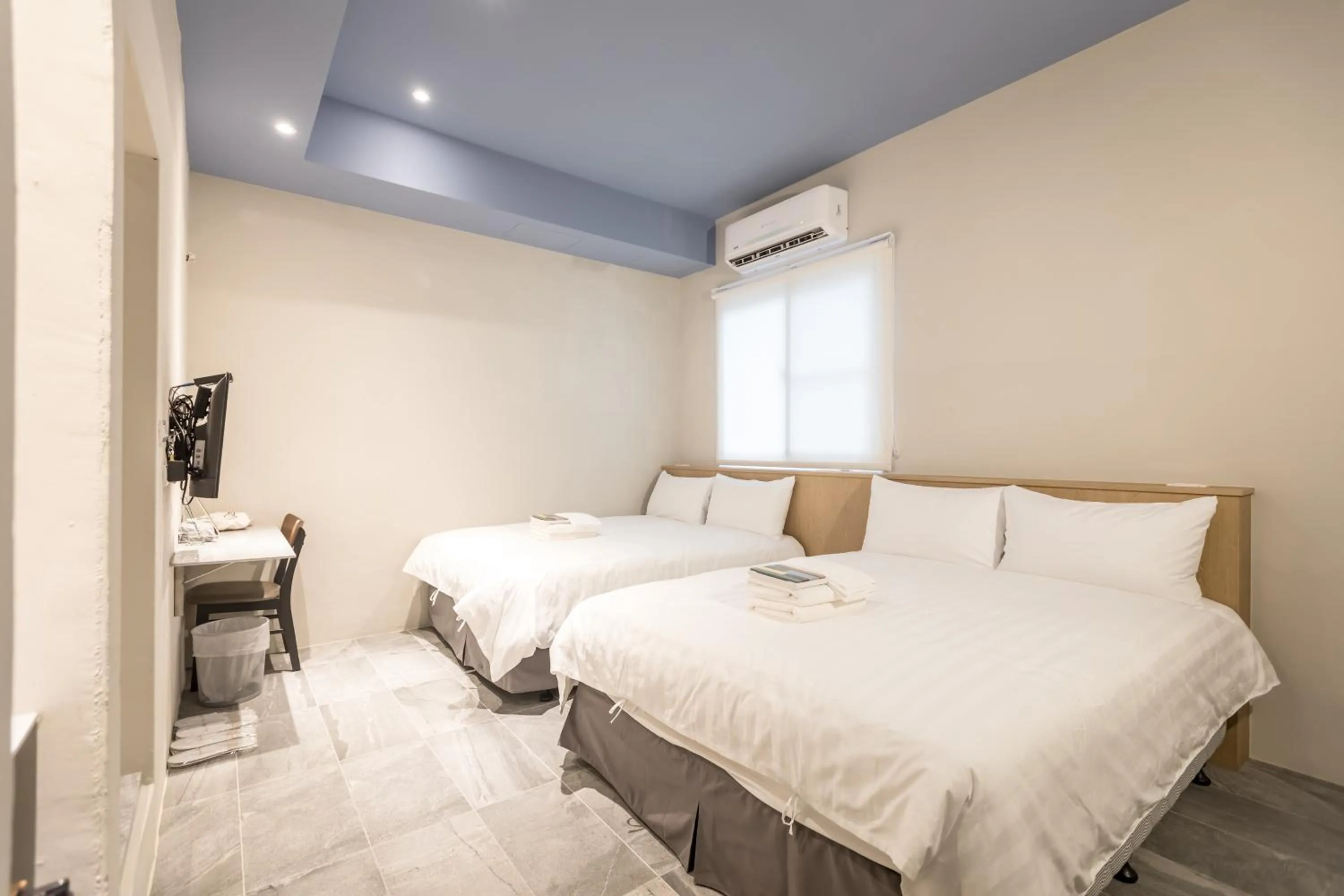 Bed in Tiin Tinn Inn - Tiehua Xiutai