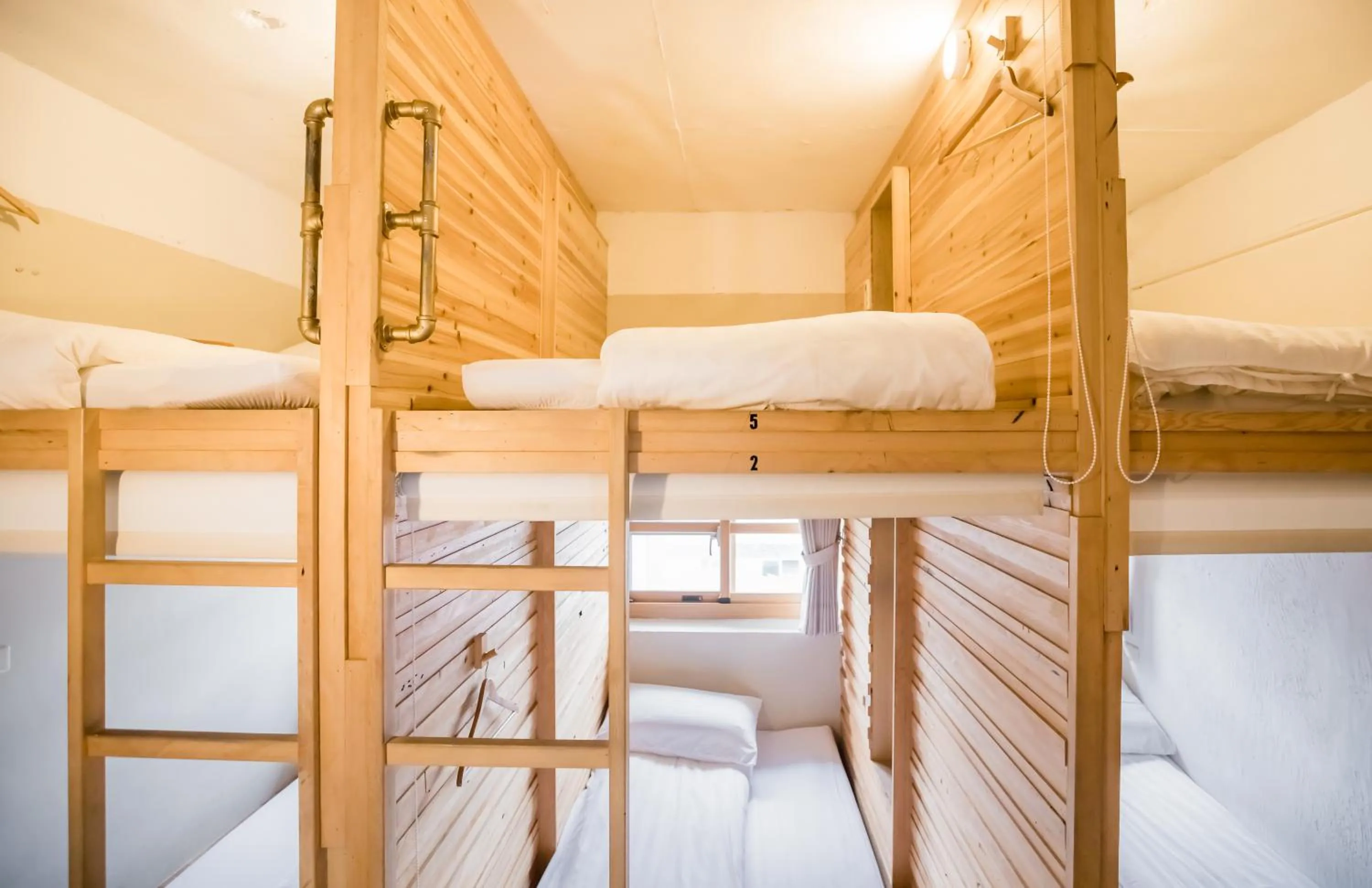 bunk bed, Bed in Tiin Tinn Inn - Tiehua Xiutai