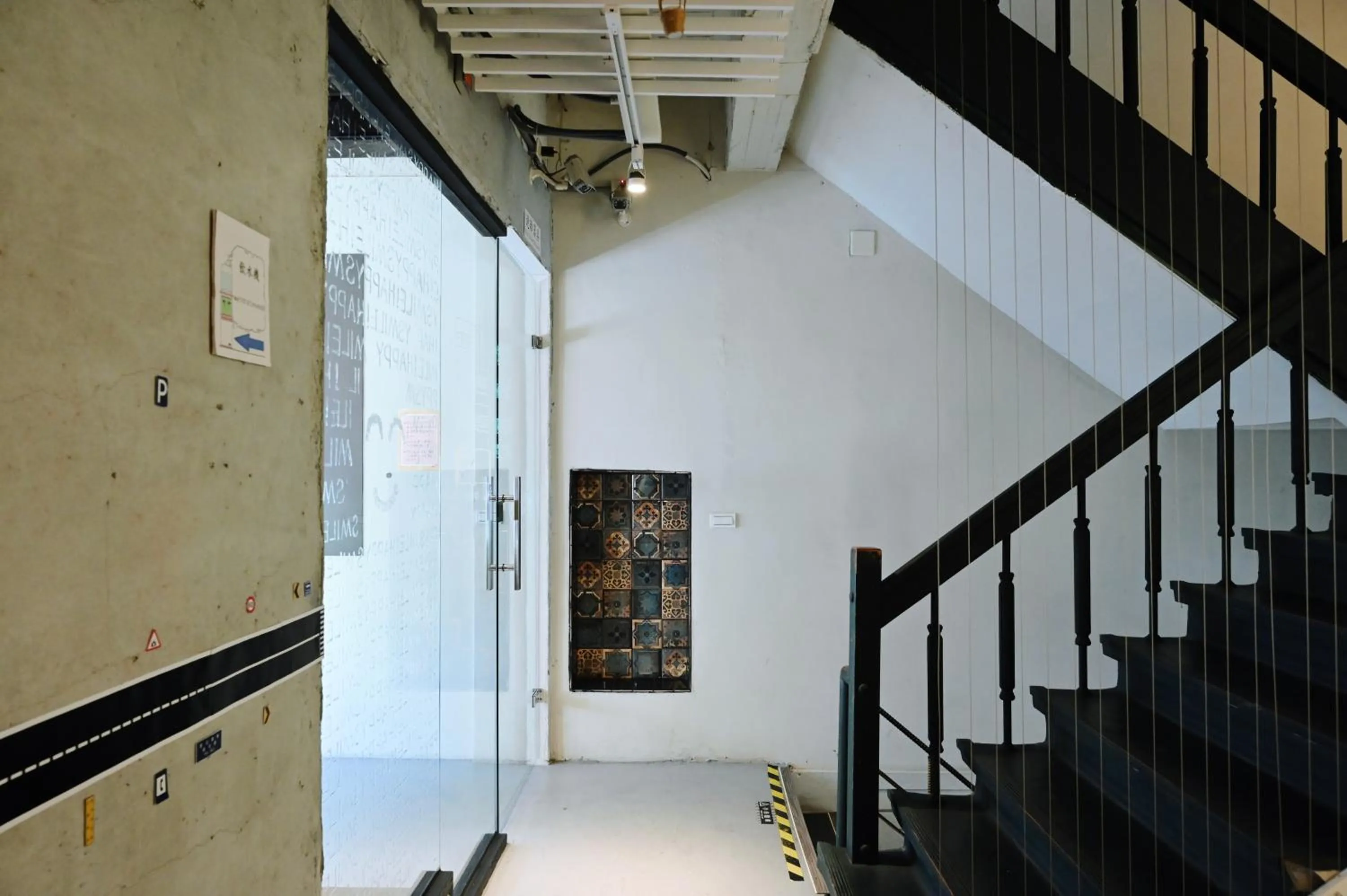 Decorative detail in Tiin Tinn Inn - Tiehua Xiutai