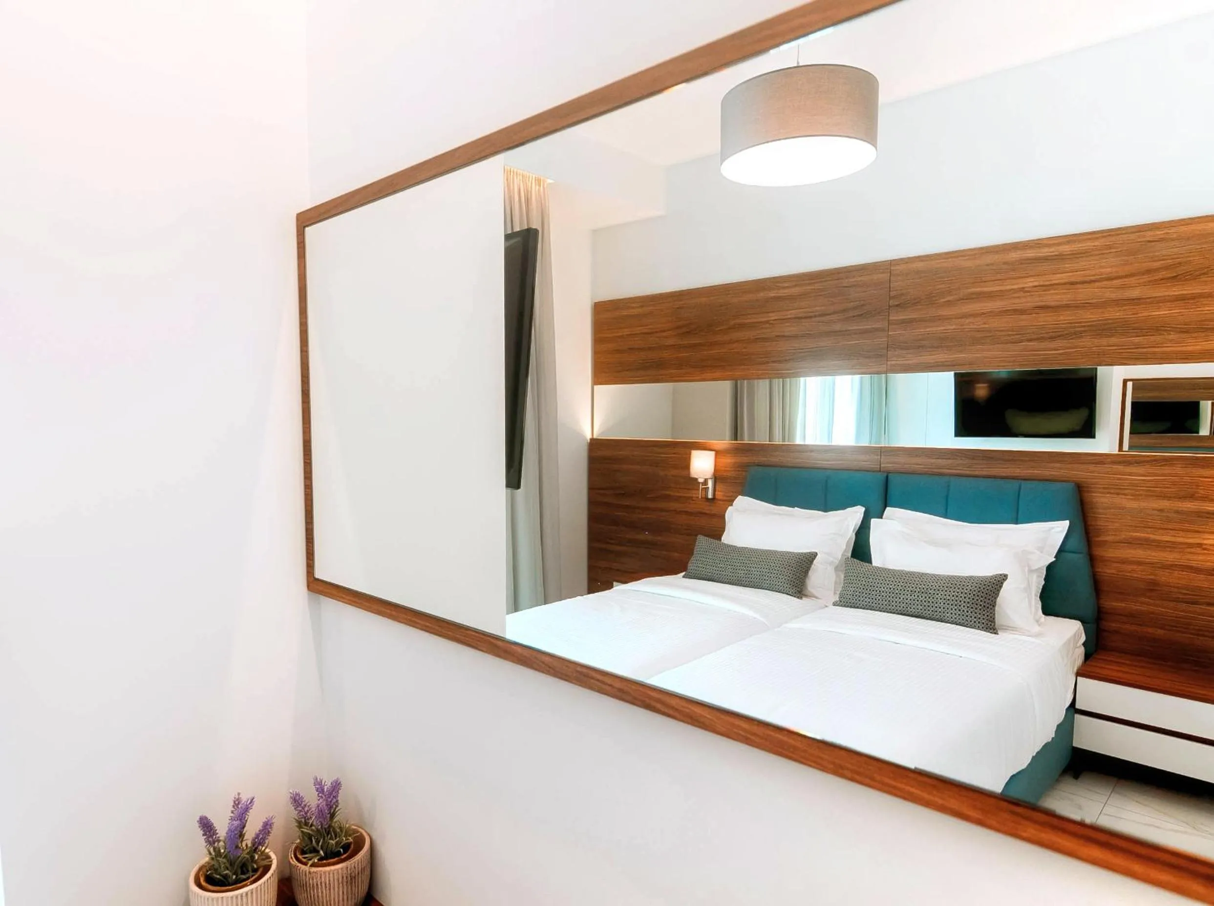 Bedroom, Bed in Elite Luxury Villas