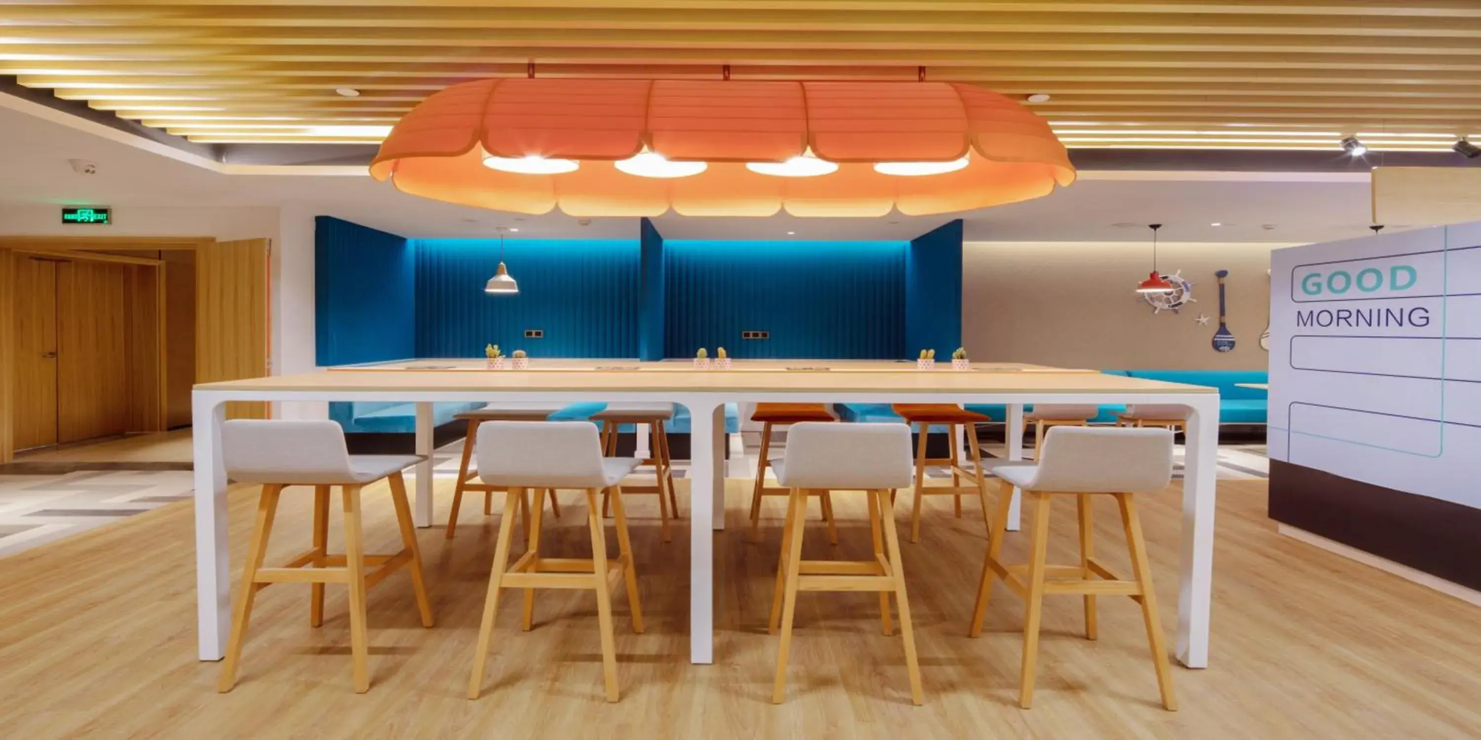 Breakfast in Holiday Inn Express Zhoushan Dinghai by IHG Breakfast in Holiday Inn Express Zhoushan Dinghai by IHG