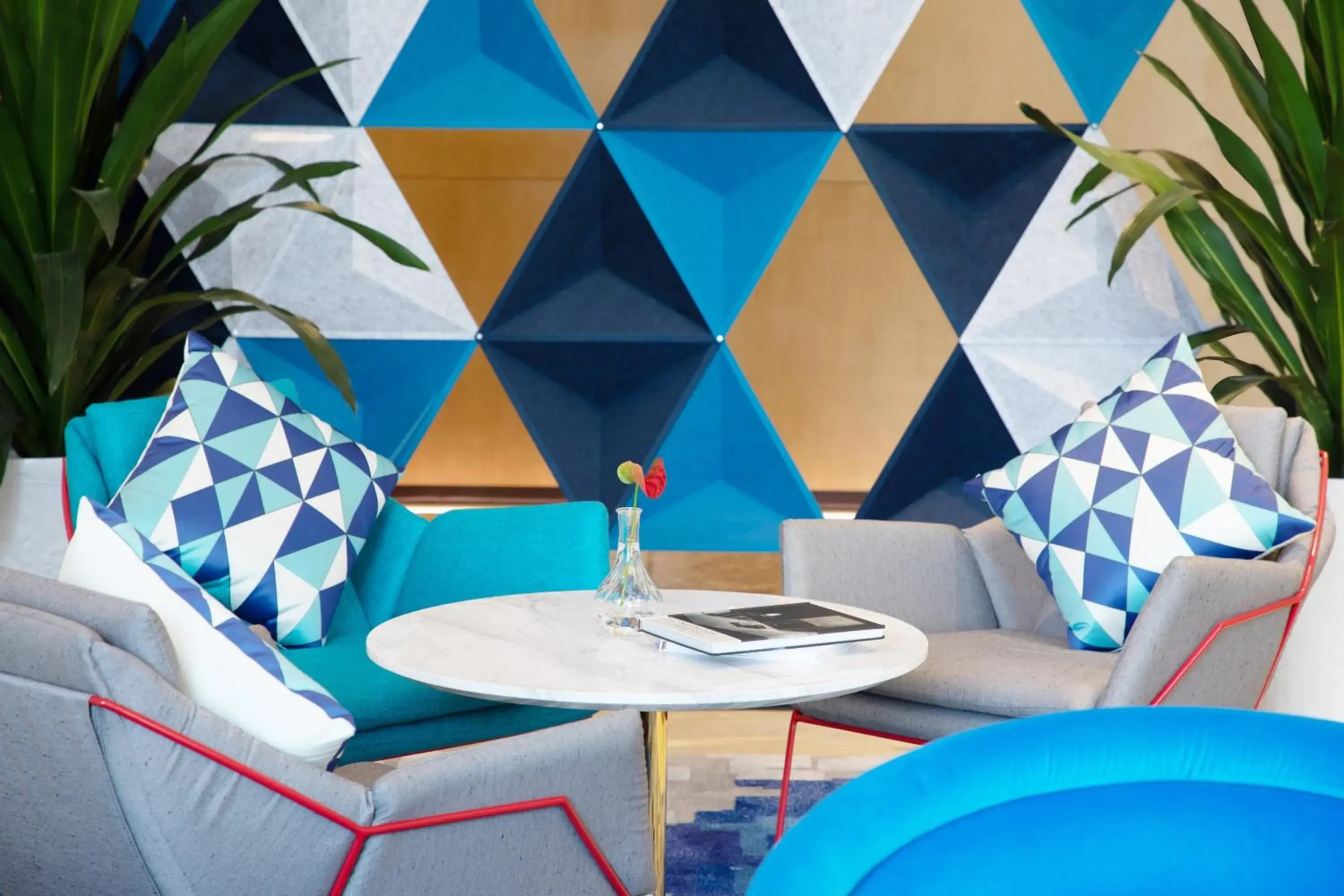 Property building in Holiday Inn Express Zhoushan Dinghai by IHG Property building in Holiday Inn Express Zhoushan Dinghai by IHG