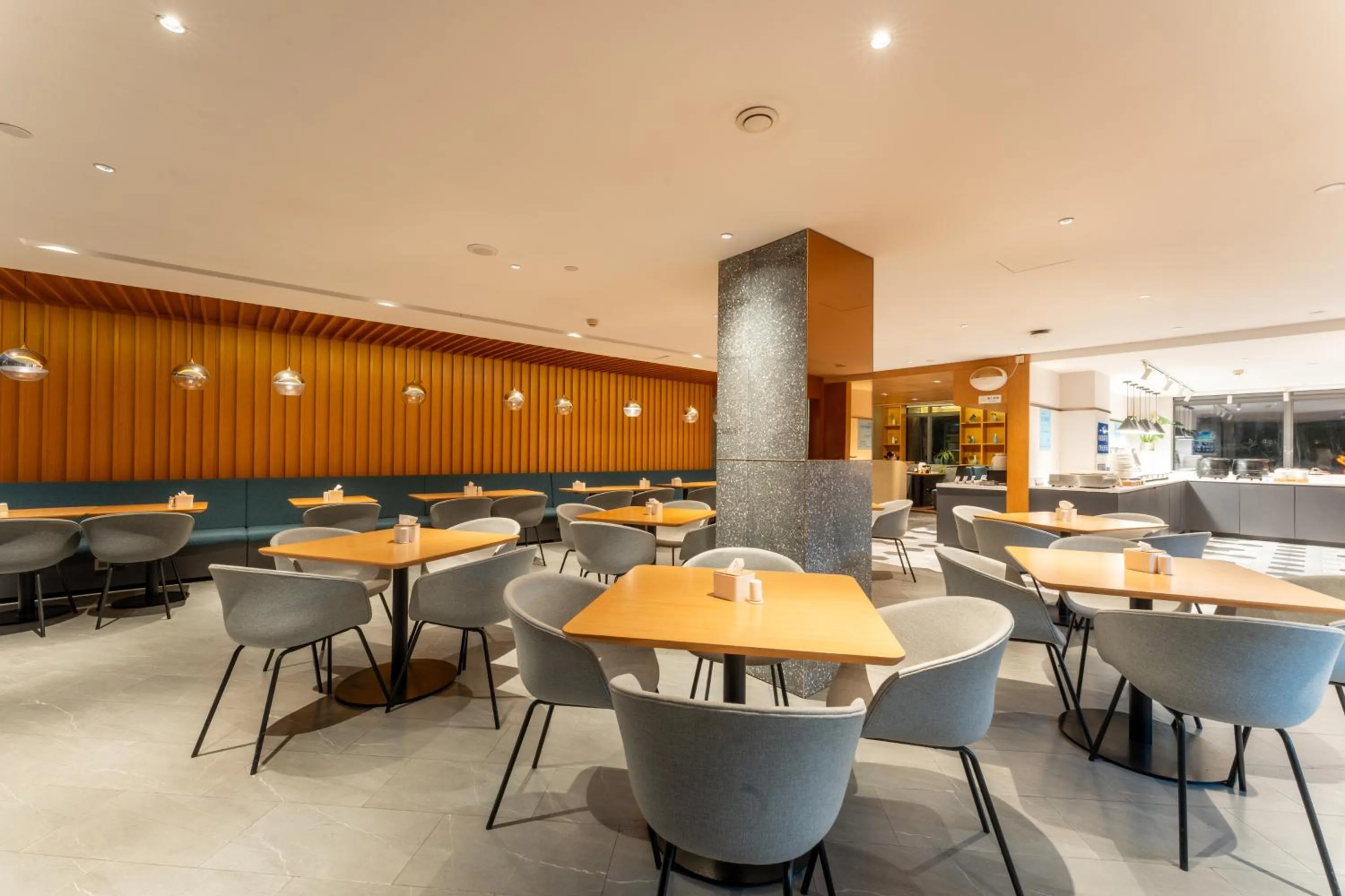 Holiday Inn Express Yichang Riverside by IHG