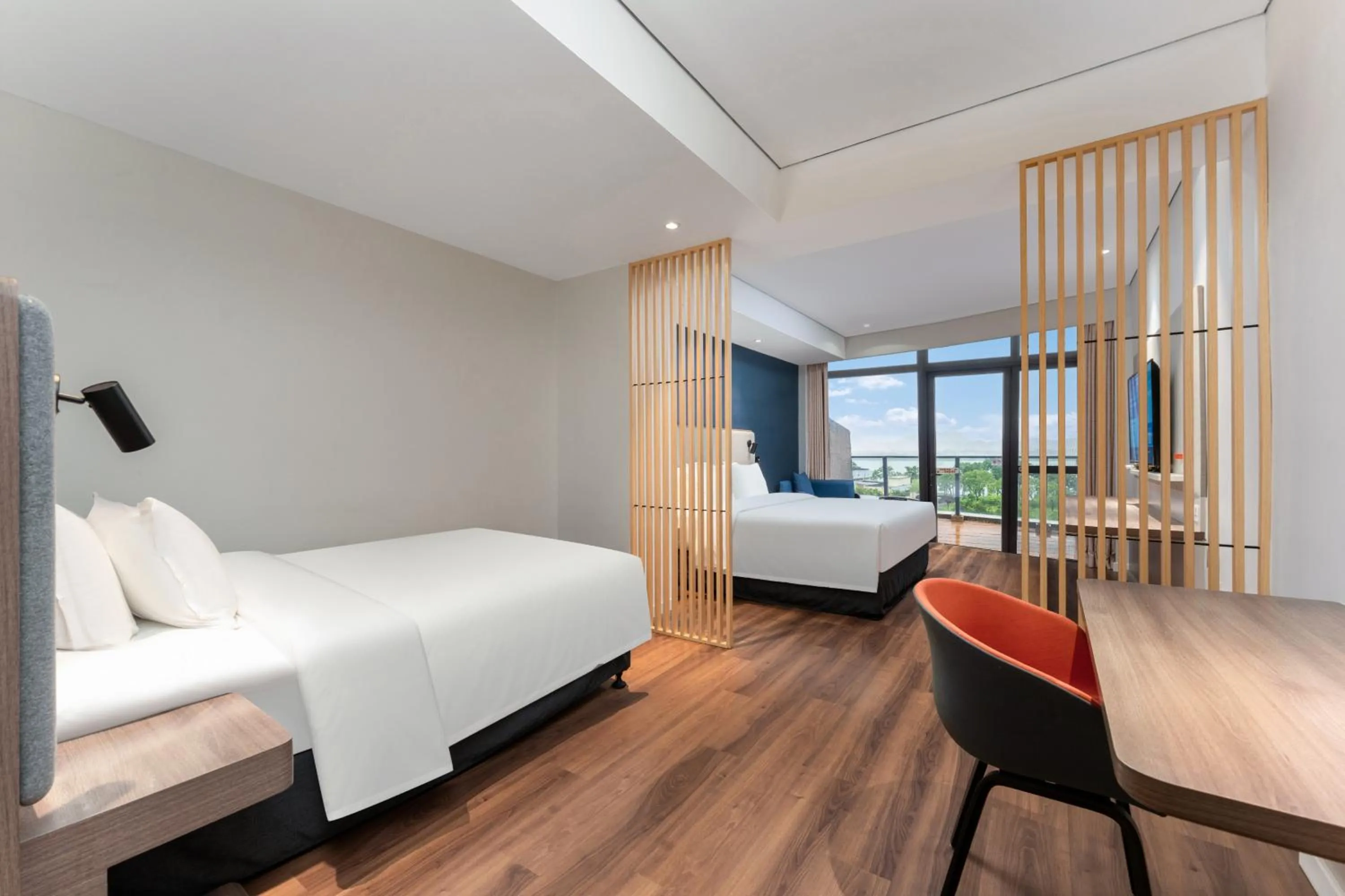 Bed in Holiday Inn Express Yichang Riverside by IHG