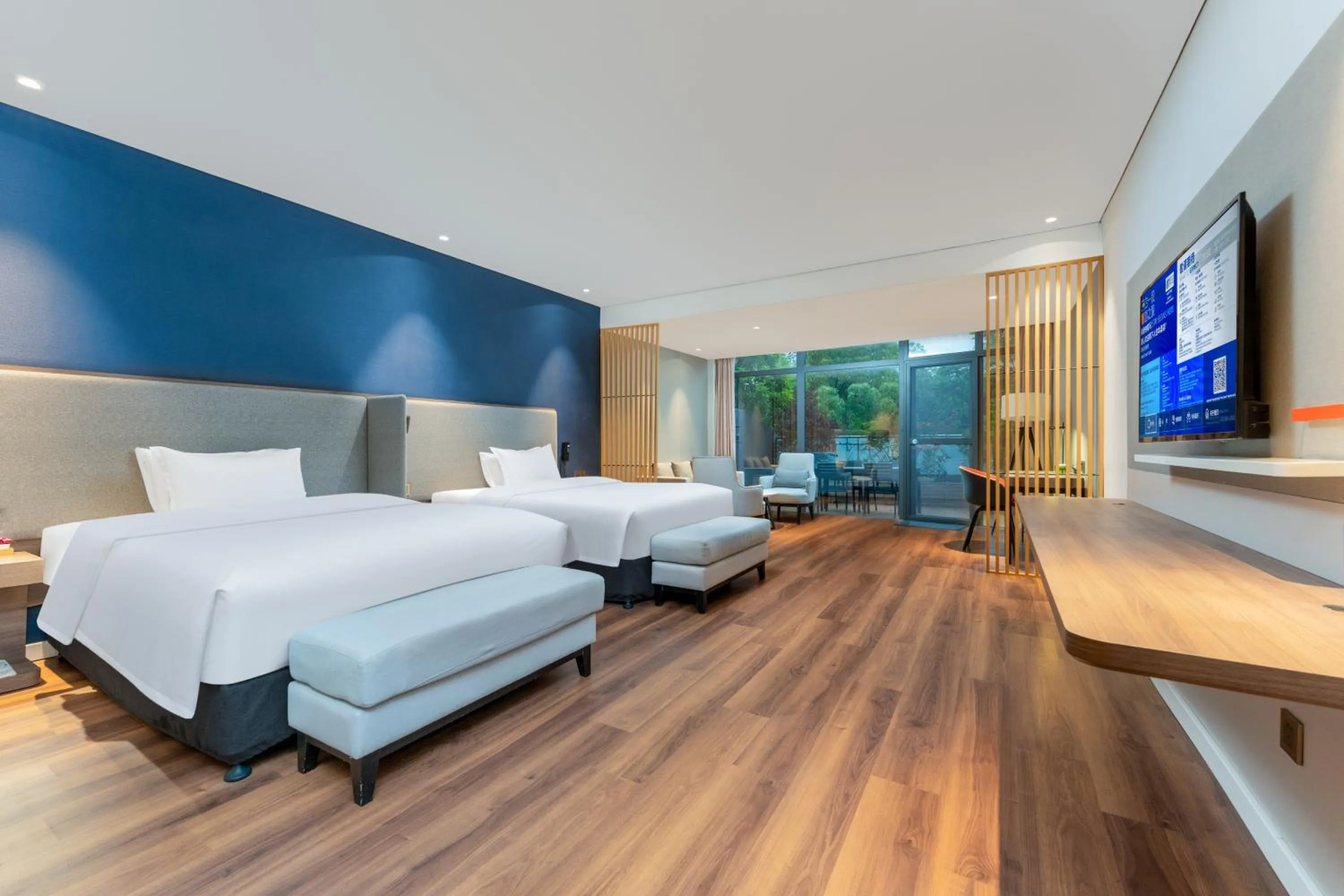 Bed in Holiday Inn Express Yichang Riverside by IHG