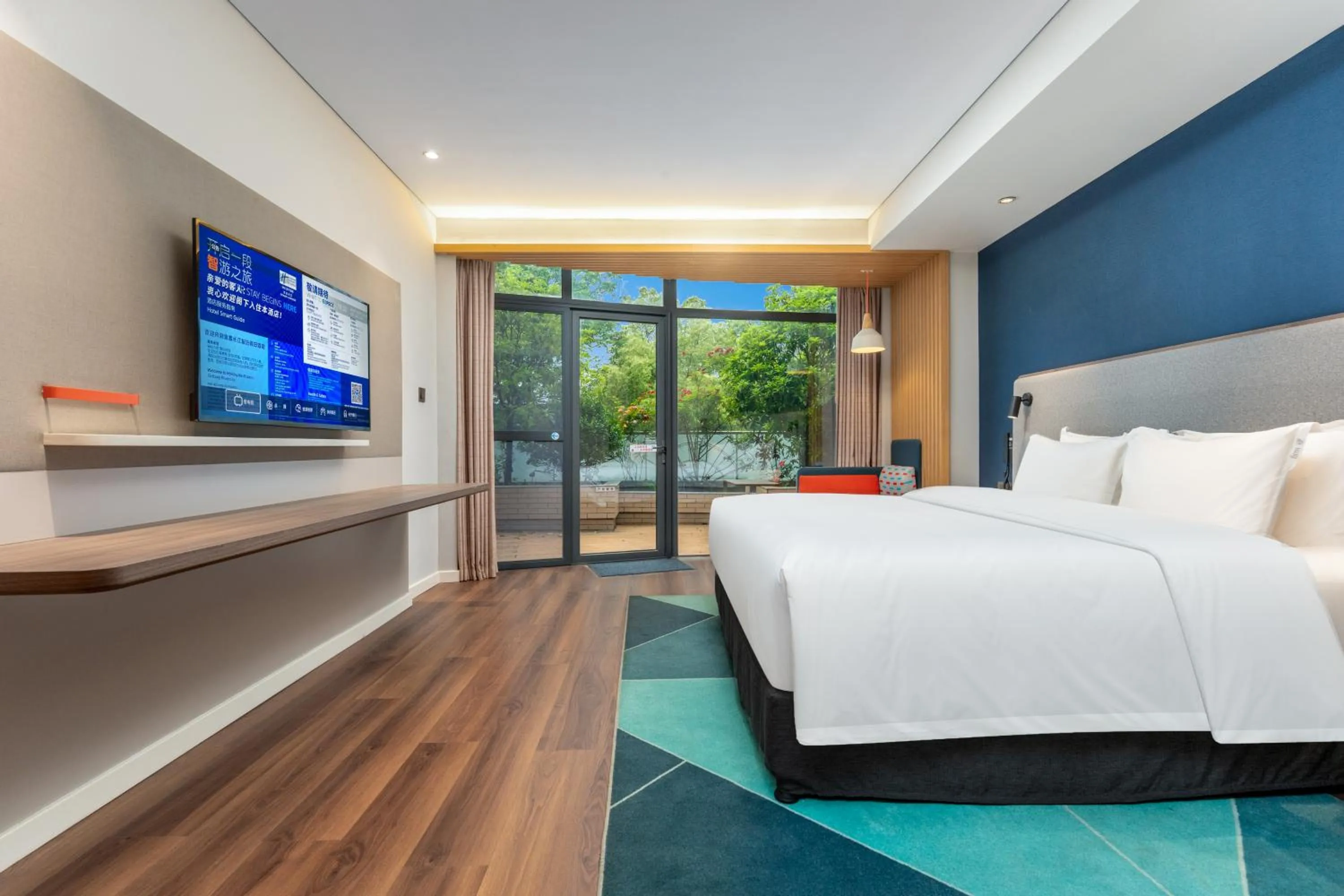 Bed in Holiday Inn Express Yichang Riverside by IHG