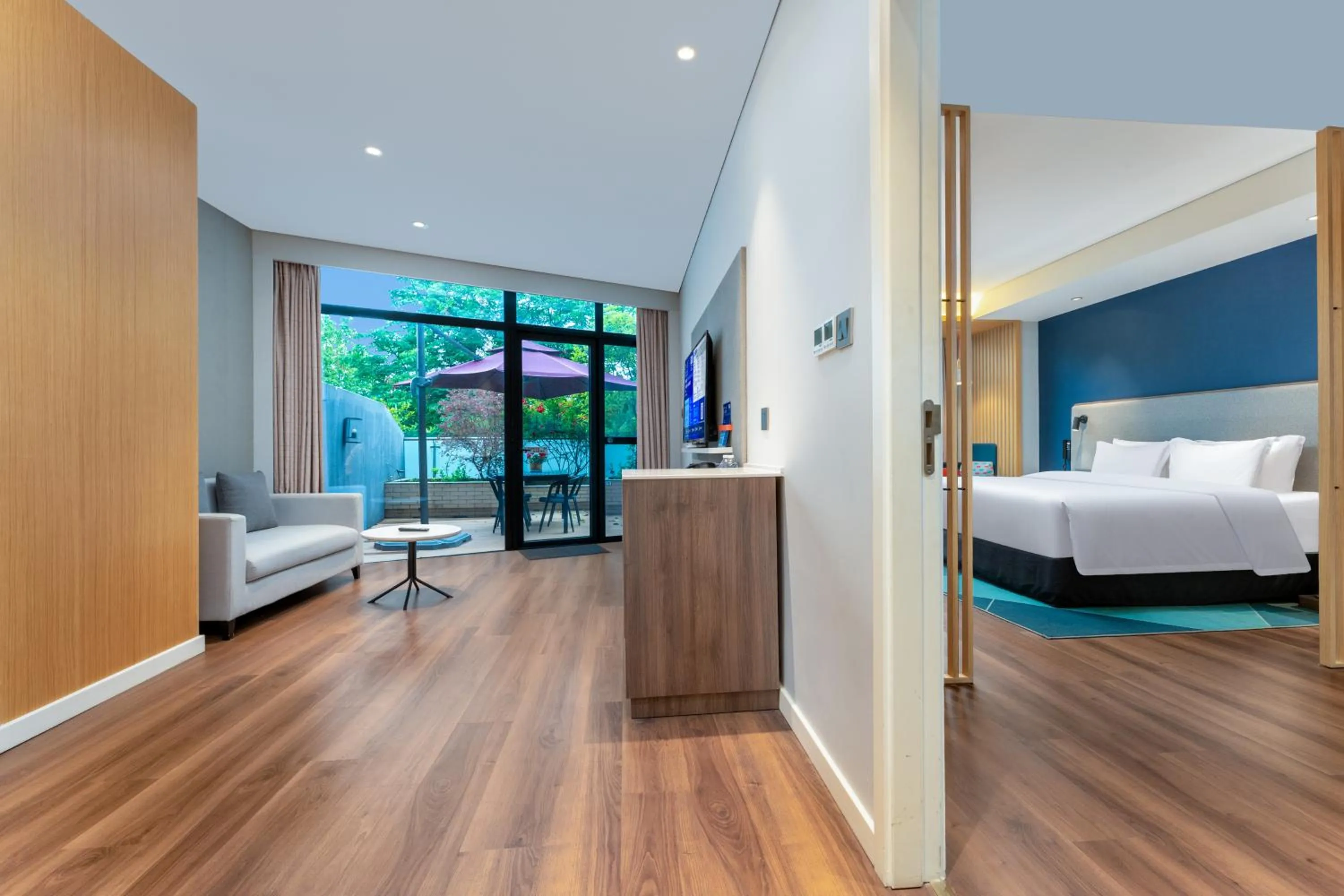 Bed in Holiday Inn Express Yichang Riverside by IHG