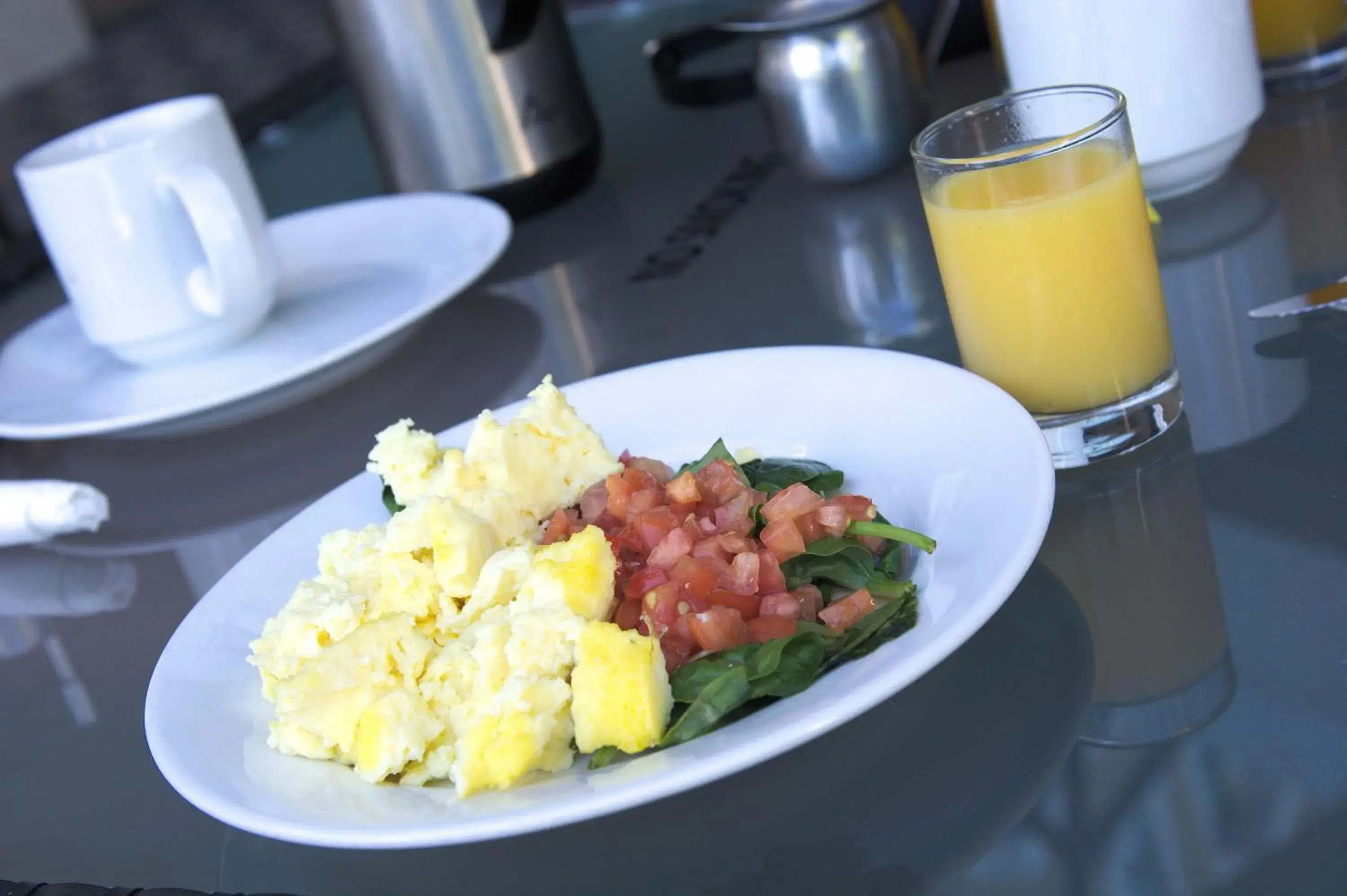 Breakfast in Staybridge Suites - Holland by IHG Breakfast in Staybridge Suites - Holland by IHG