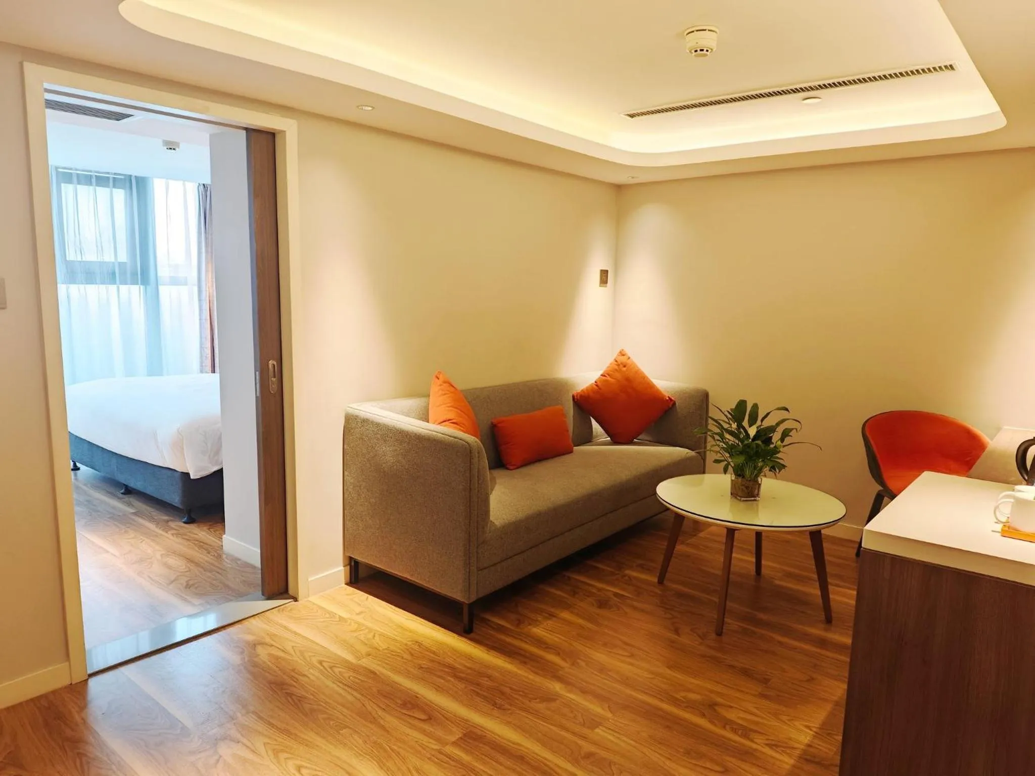 Photo of the whole room, Bed in Holiday Inn Express Xi'an Ancient Town West by IHG