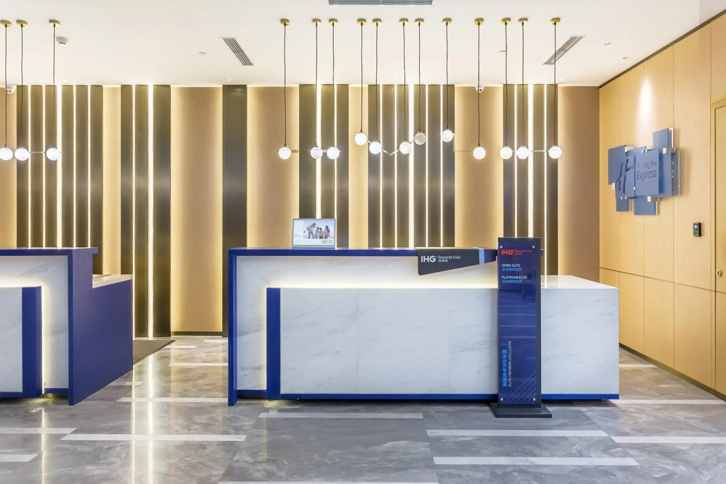 Property building in Holiday Inn Express Xi'an Ancient Town West by IHG Property building in Holiday Inn Express Xi'an Ancient Town West by IHG