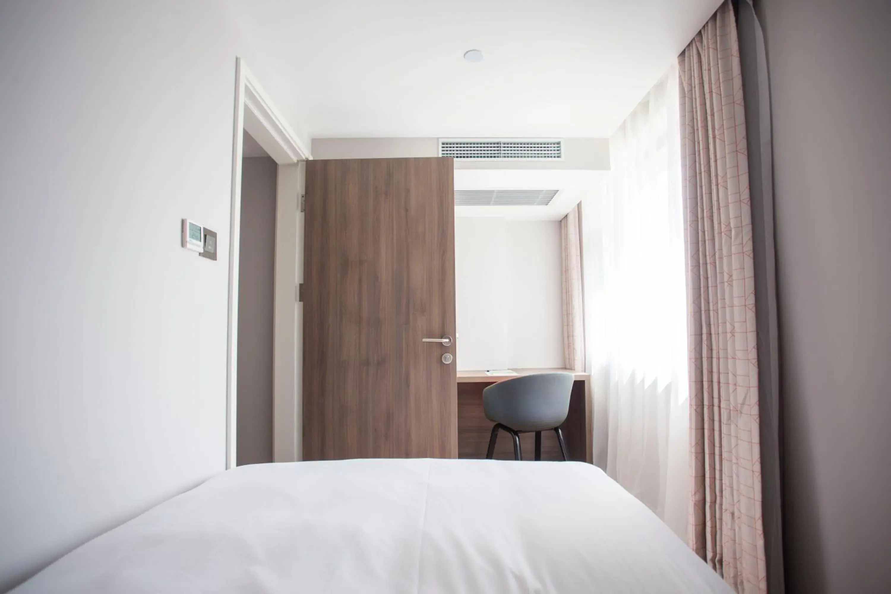 Bedroom, Bed in Holiday Inn Express Xi'an Ancient Town West by IHG Bedroom, Bed in Holiday Inn Express Xi'an Ancient Town West by IHG