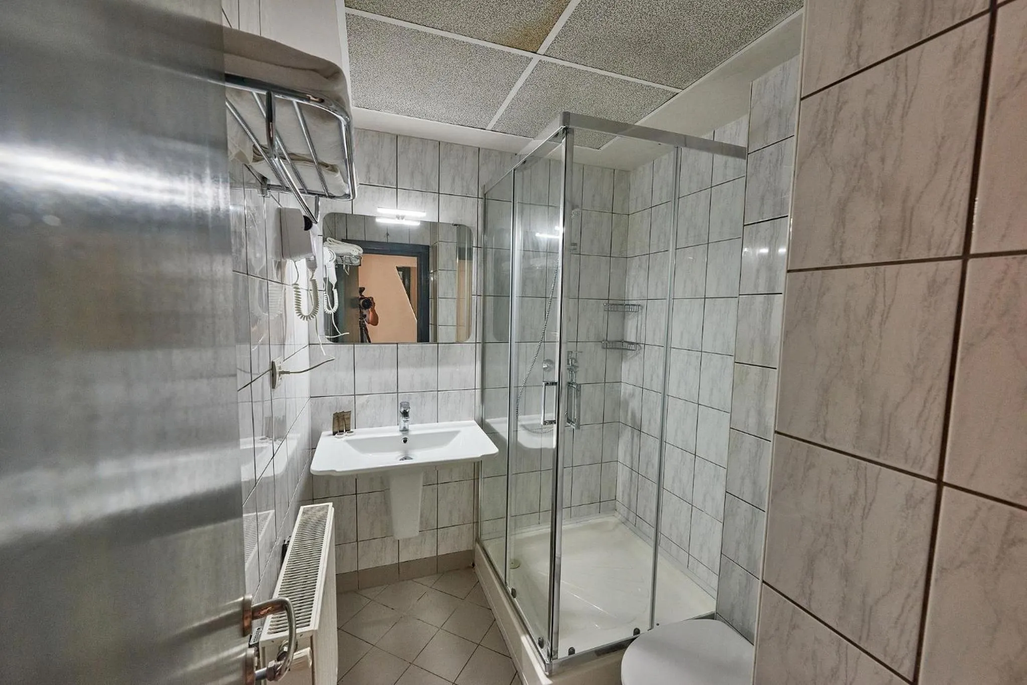 Riviera by Queens Hotel and Resort