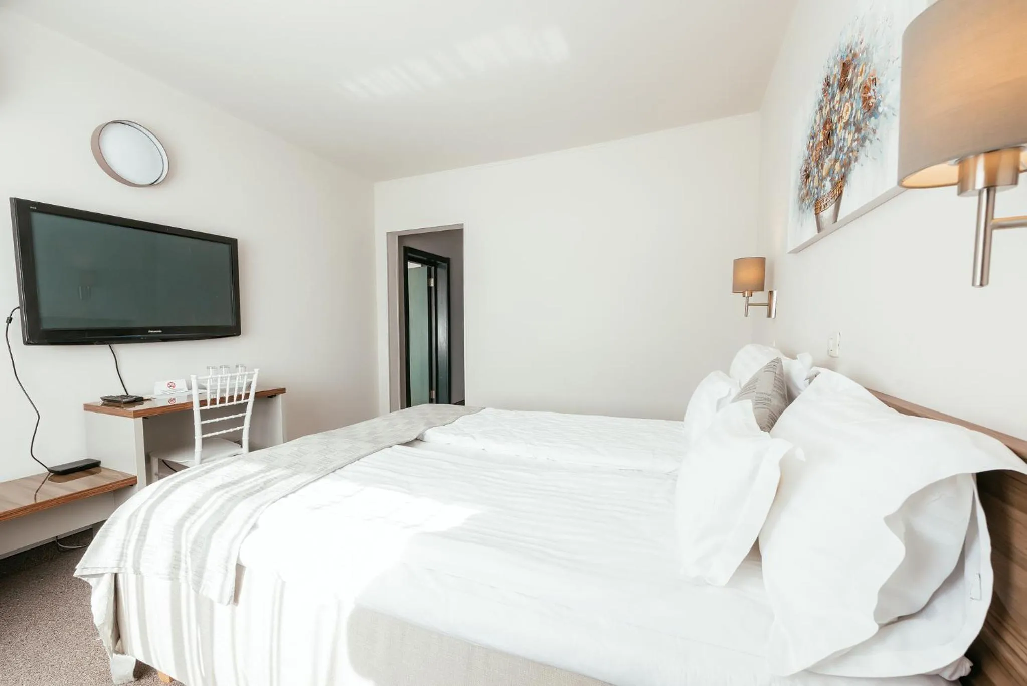 Bed in Riviera by Queens Hotel and Resort