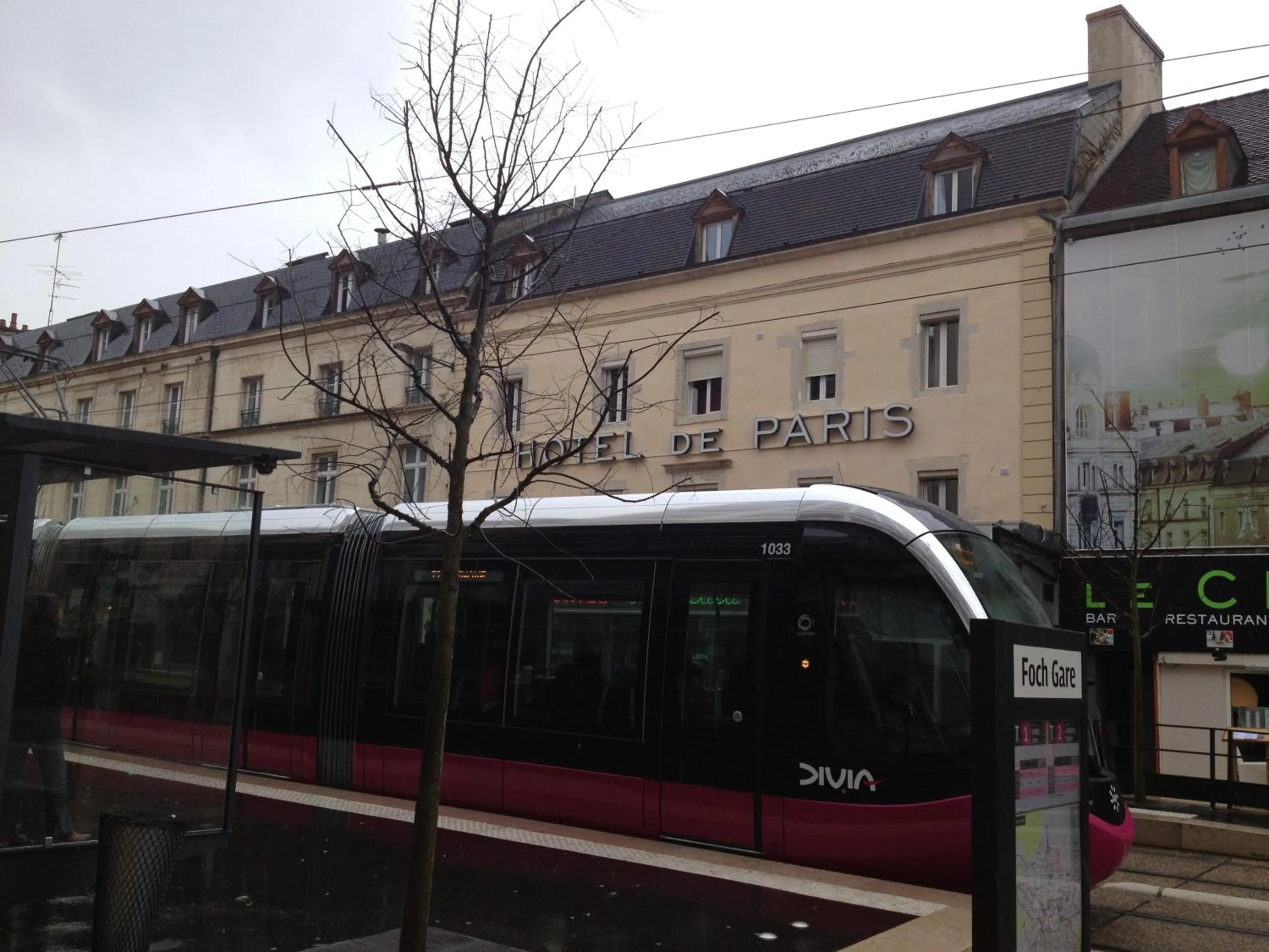 Facade/entrance in Hôtel de Paris - Dijon Centre Gare