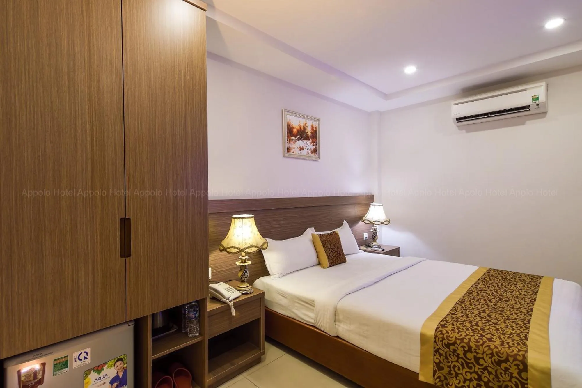 Bed in Apollo Airport Hotel