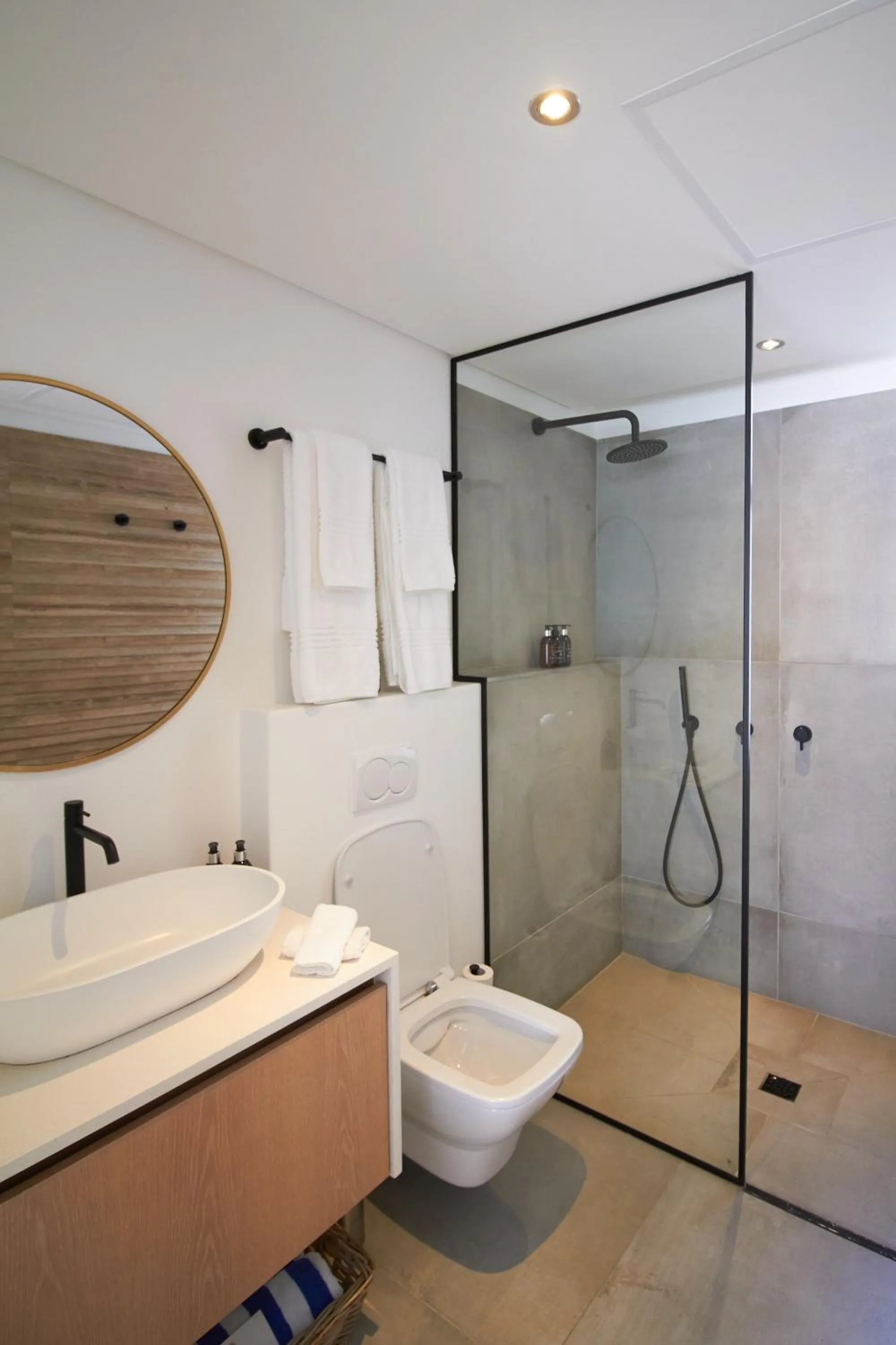 Central Beach Villas