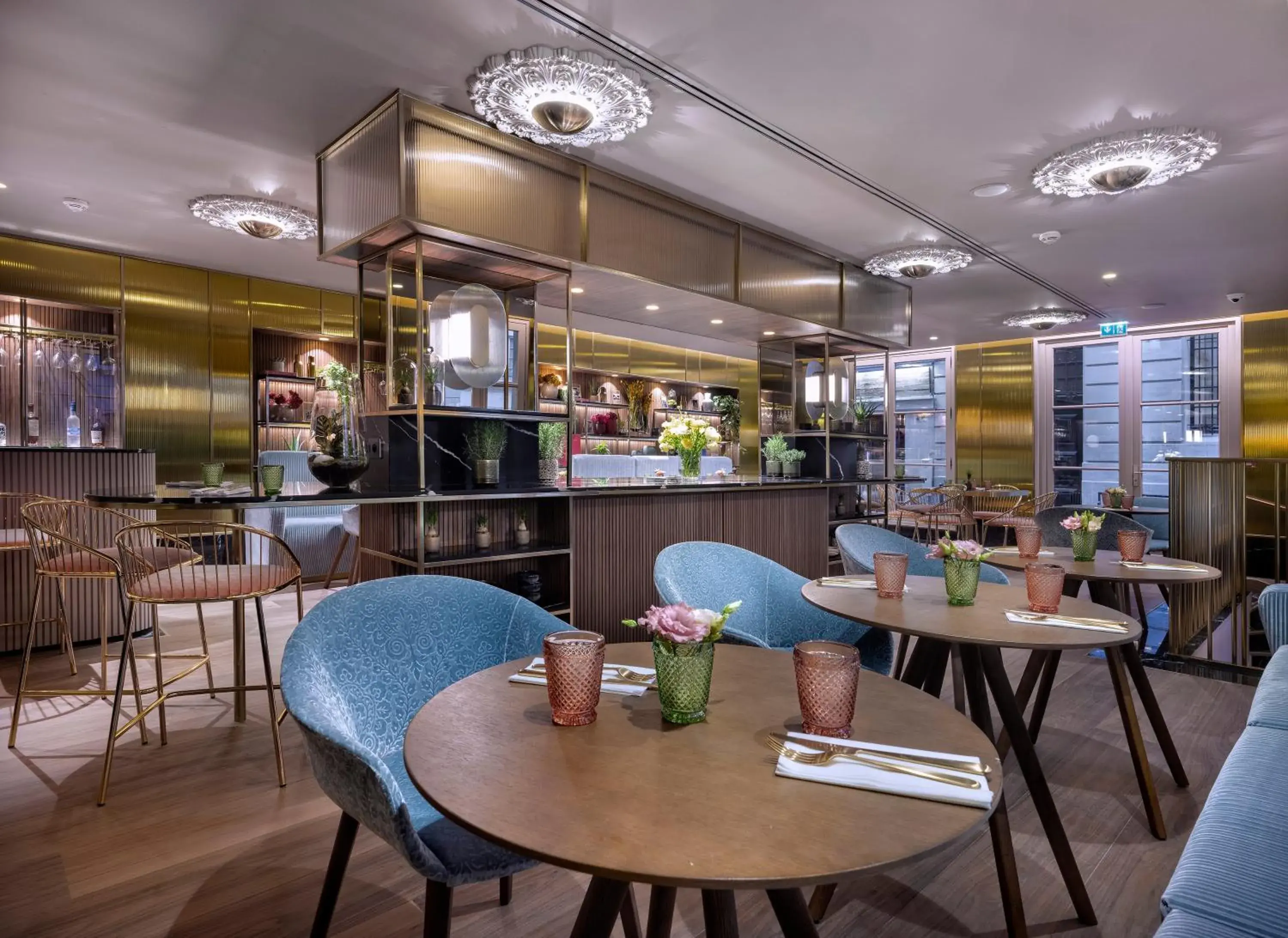 Restaurant/places to eat in Maison Colbert Member of Meliá Collection Notre-Dame Restaurant/places to eat in Maison Colbert Member of Meliá Collection Notre-Dame