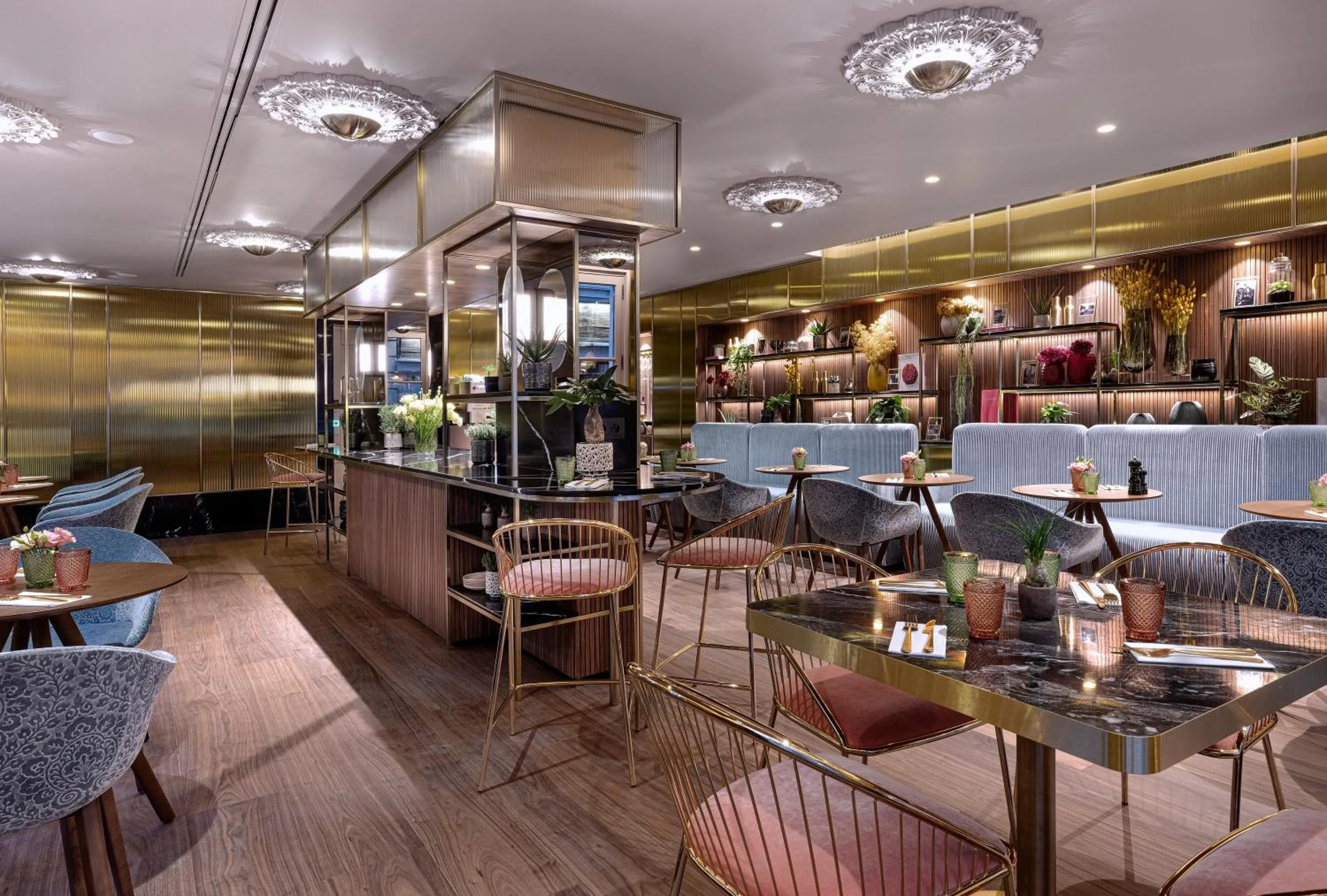 Restaurant/places to eat in Maison Colbert Member of Meliá Collection Notre-Dame