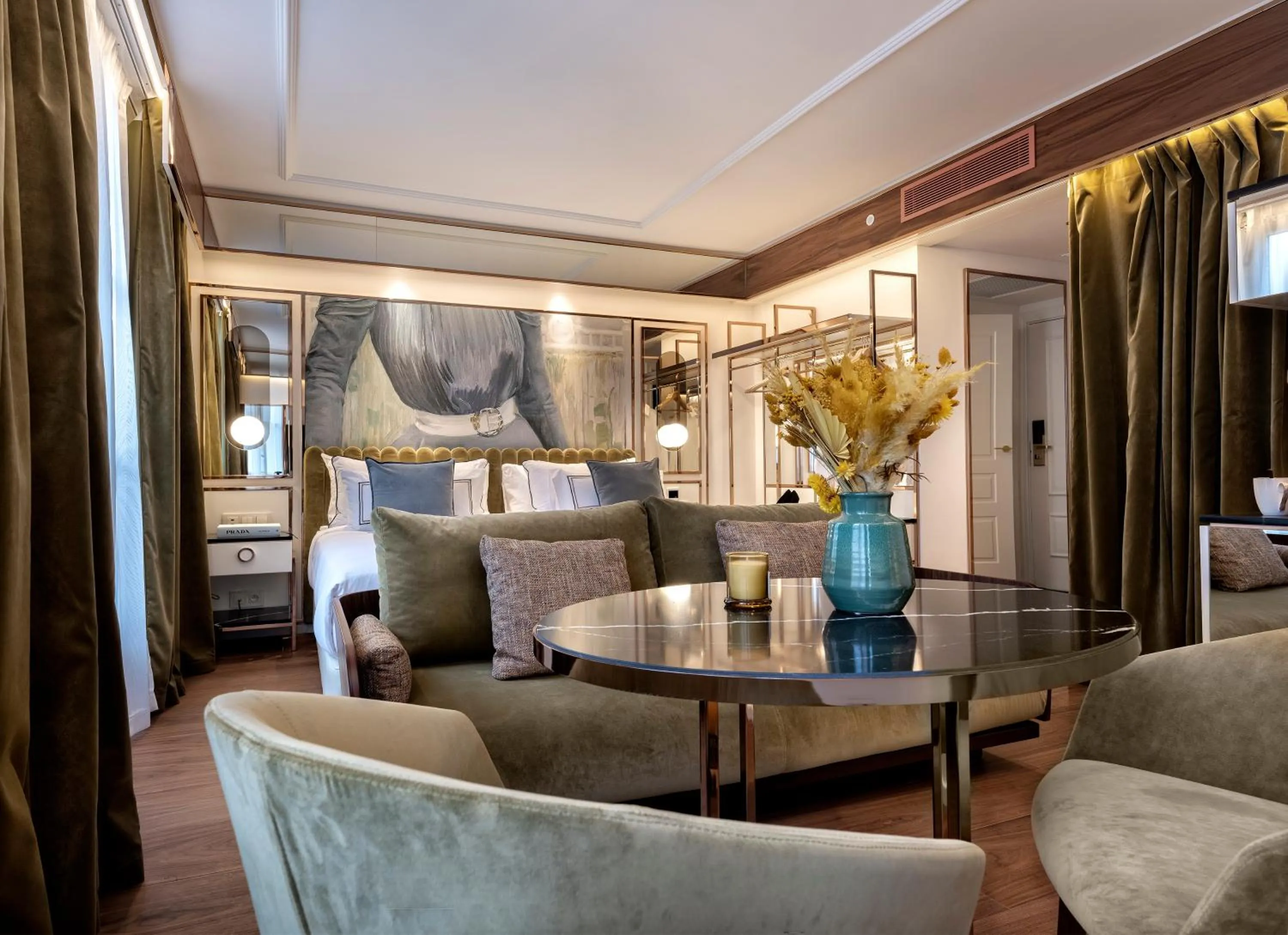 Bed in Maison Colbert Member of Meliá Collection Notre-Dame