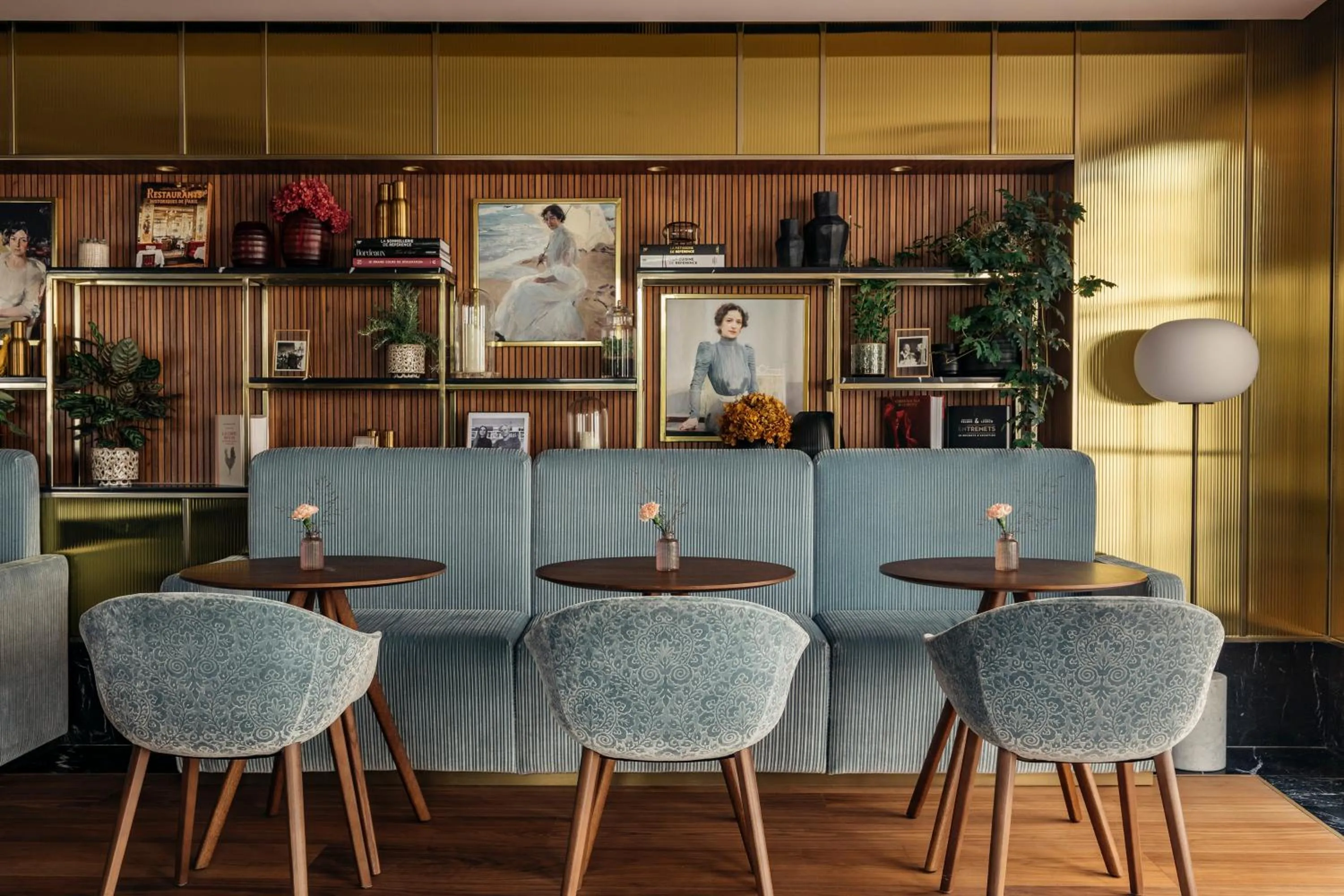 Restaurant/places to eat in Maison Colbert Member of Meliá Collection Notre-Dame