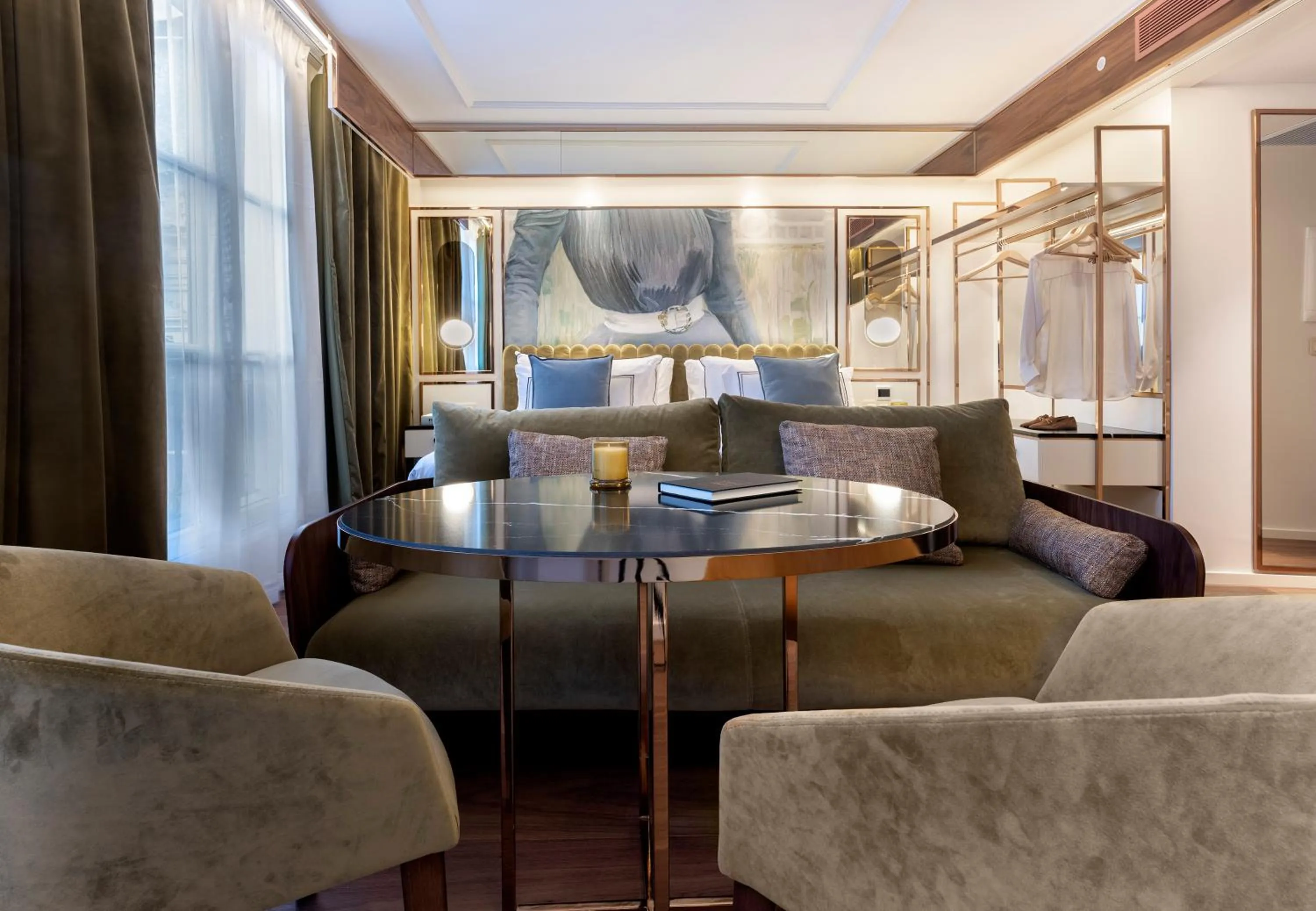 Bed in Maison Colbert Member of Meliá Collection Notre-Dame