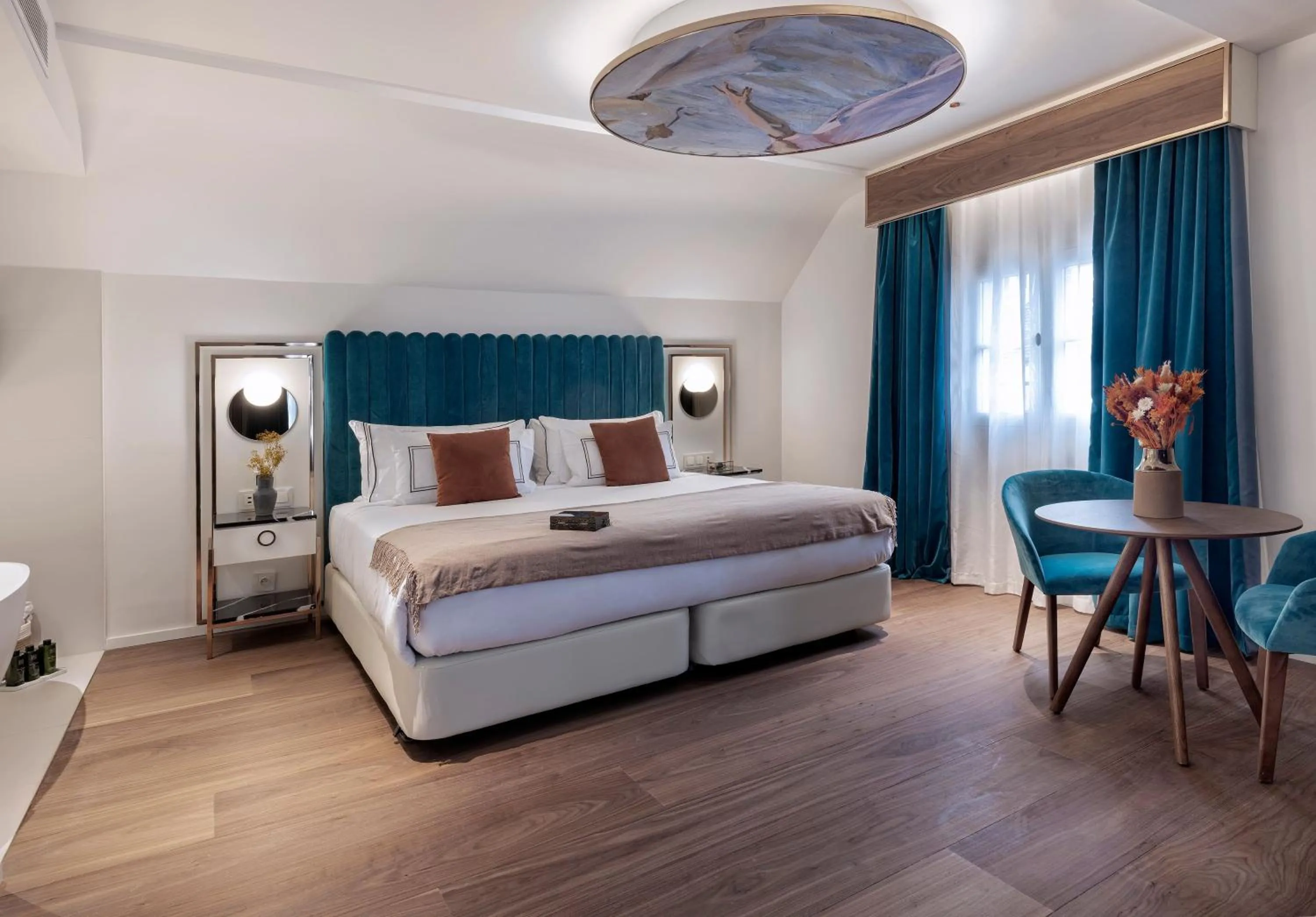 Bedroom, Bed in Maison Colbert Member of Meliá Collection Notre-Dame