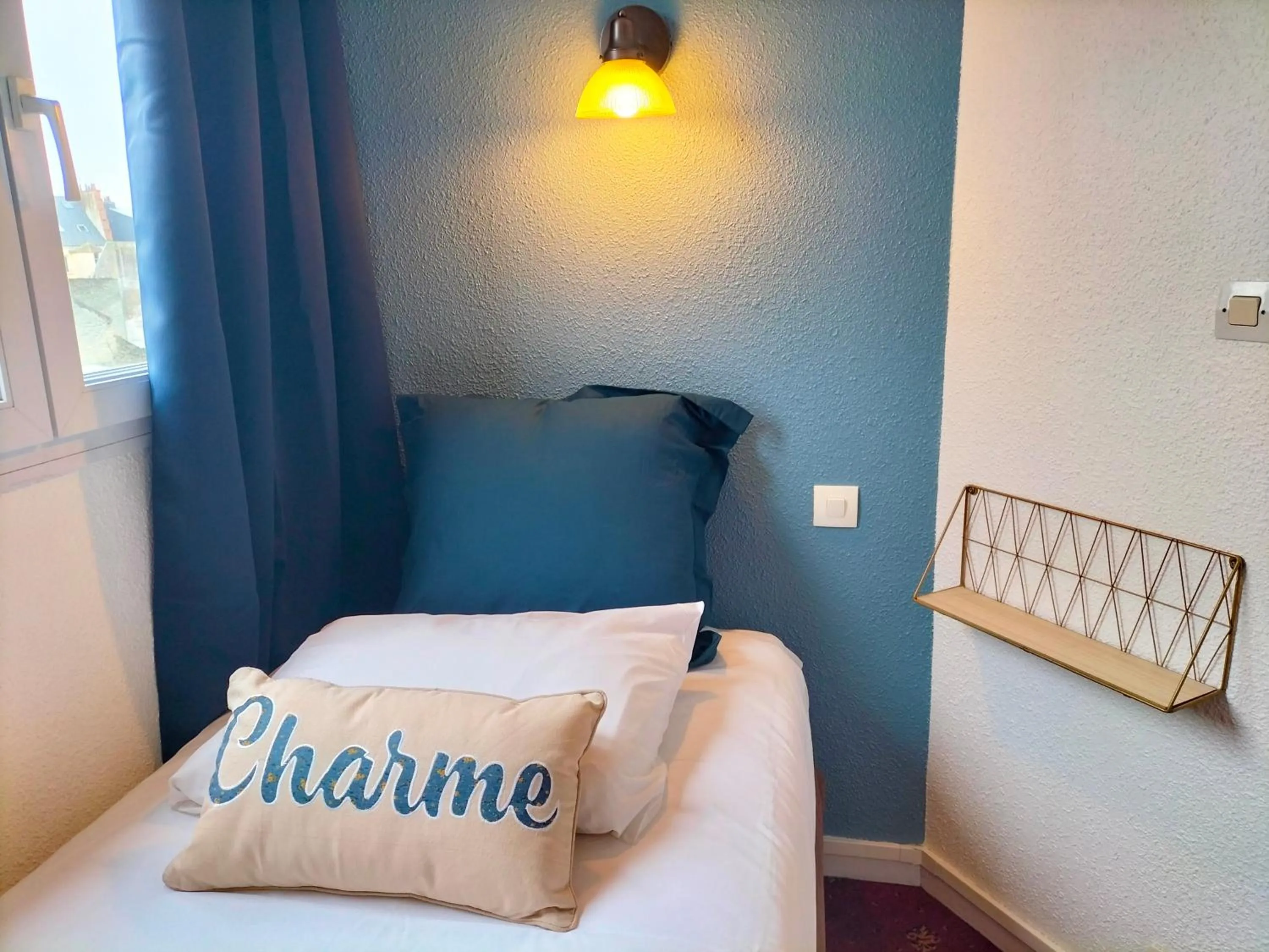 Bedroom, Bed in Logis HOTEL RESTAURANT La Régence