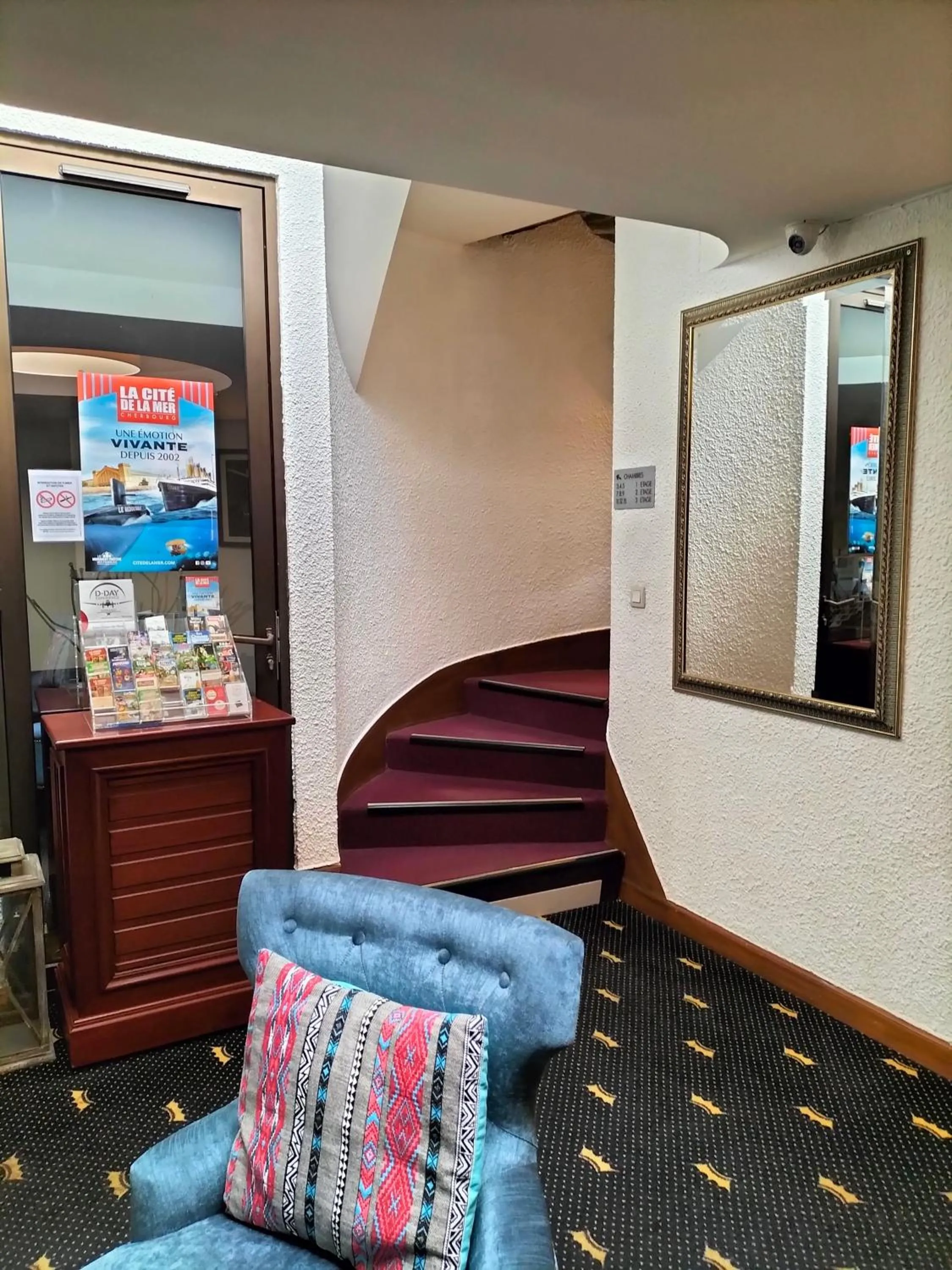 Property building in Logis HOTEL RESTAURANT La Régence