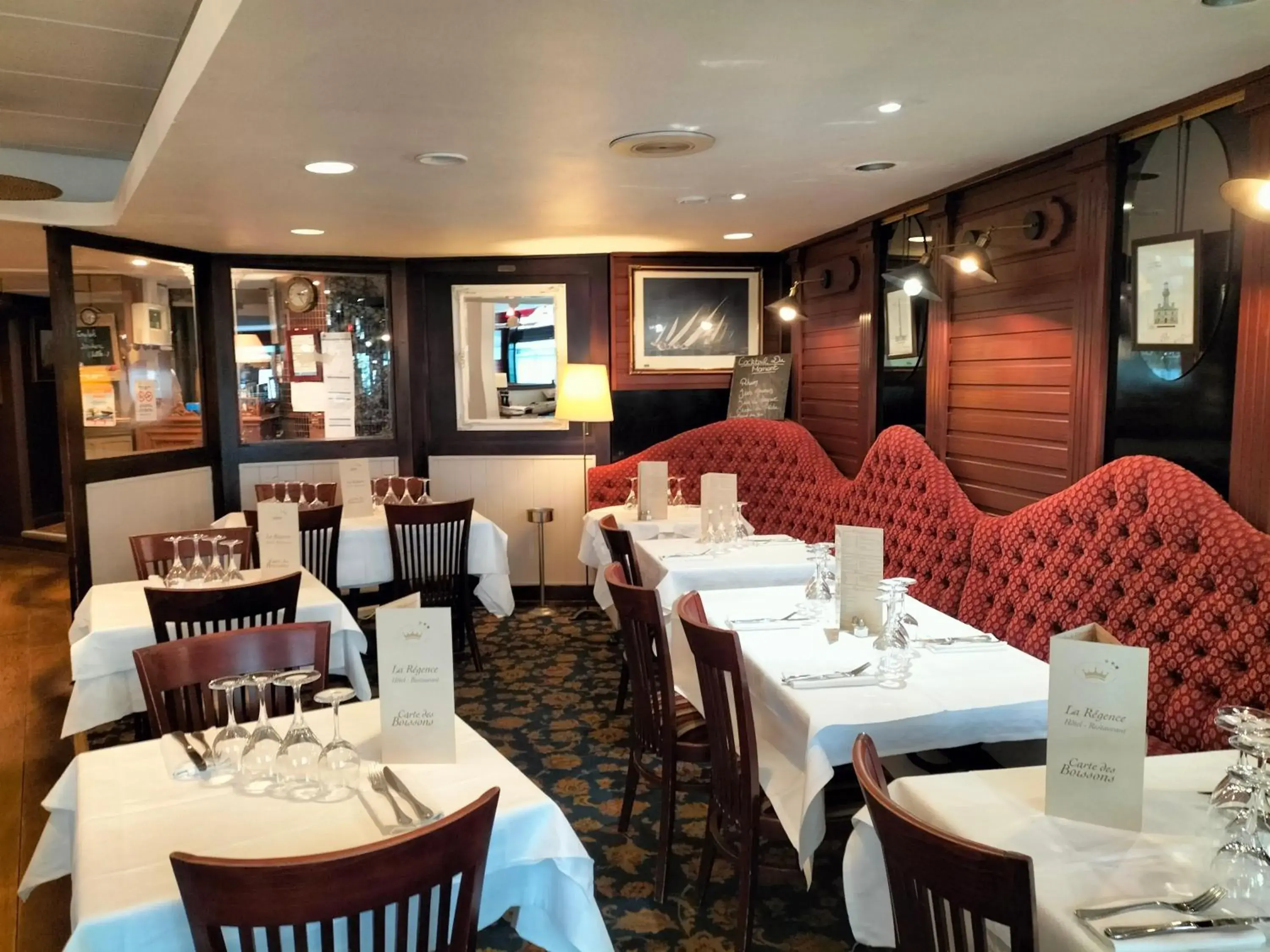 Restaurant/places to eat in Logis HOTEL RESTAURANT La Régence Restaurant/places to eat in Logis HOTEL RESTAURANT La Régence