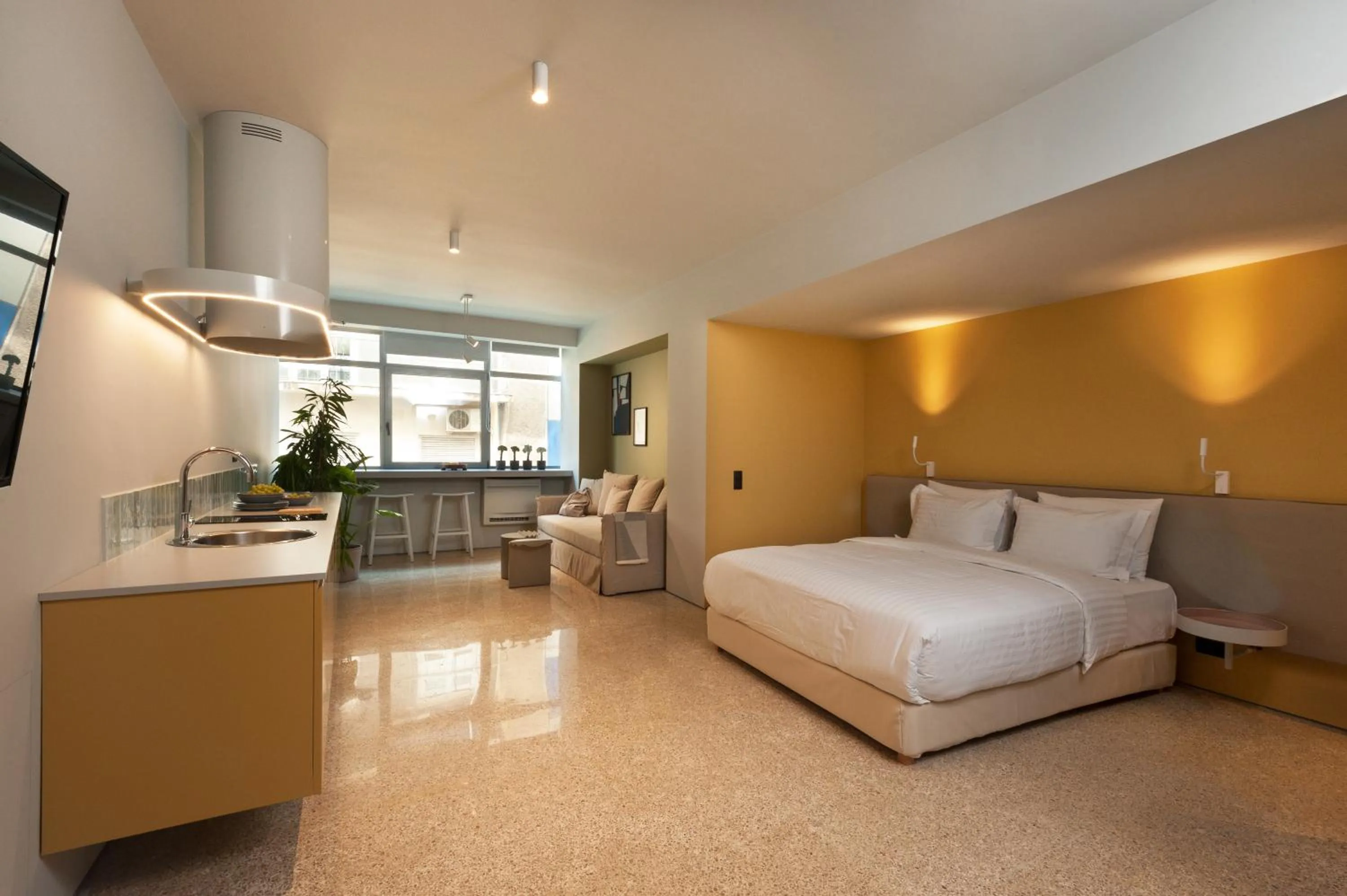 Kitchen or kitchenette, Bed in Arcade Project Hi-end Apartments