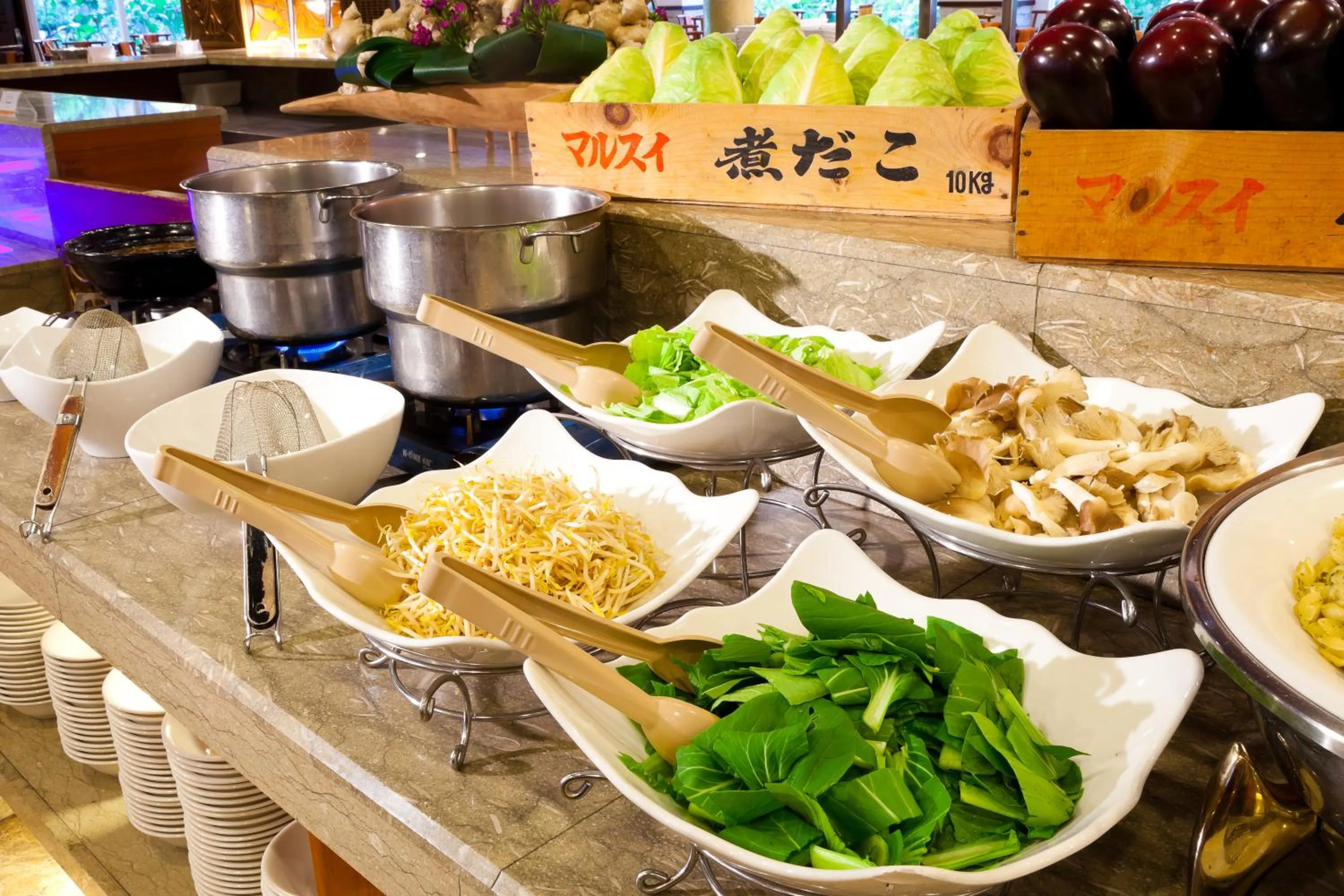 Restaurant/places to eat in Hotel Royal Chihpin