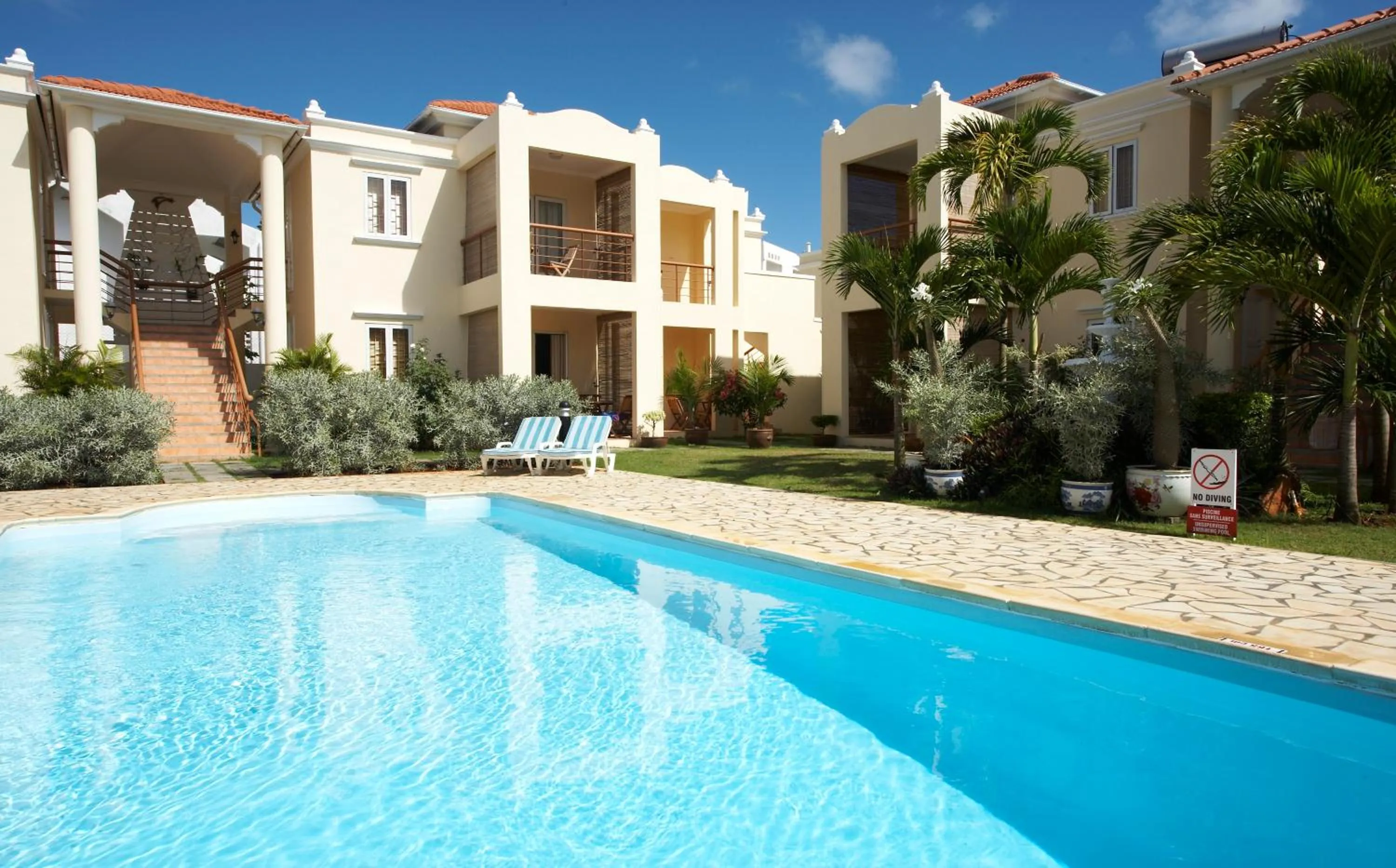 Swimming pool in La Pointe Villas