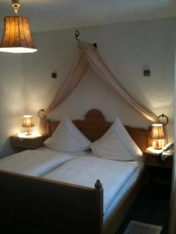 Bed in Hotel,Gasthaus zum Wenden