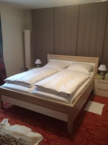 Bed in Hotel,Gasthaus zum Wenden