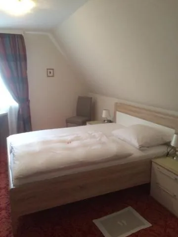 Bed in Hotel,Gasthaus zum Wenden